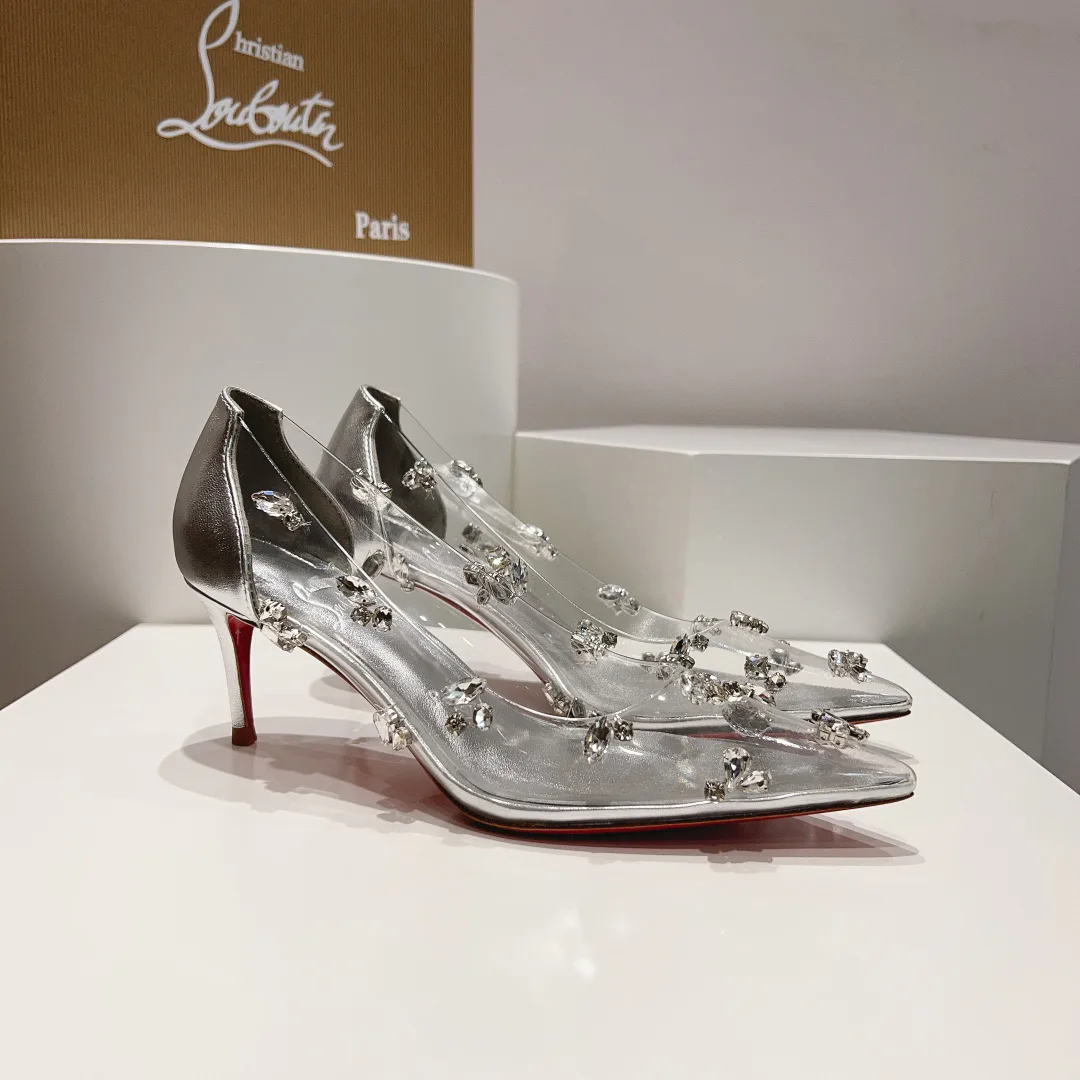Туфли Женские Christian Louboutin 18004002