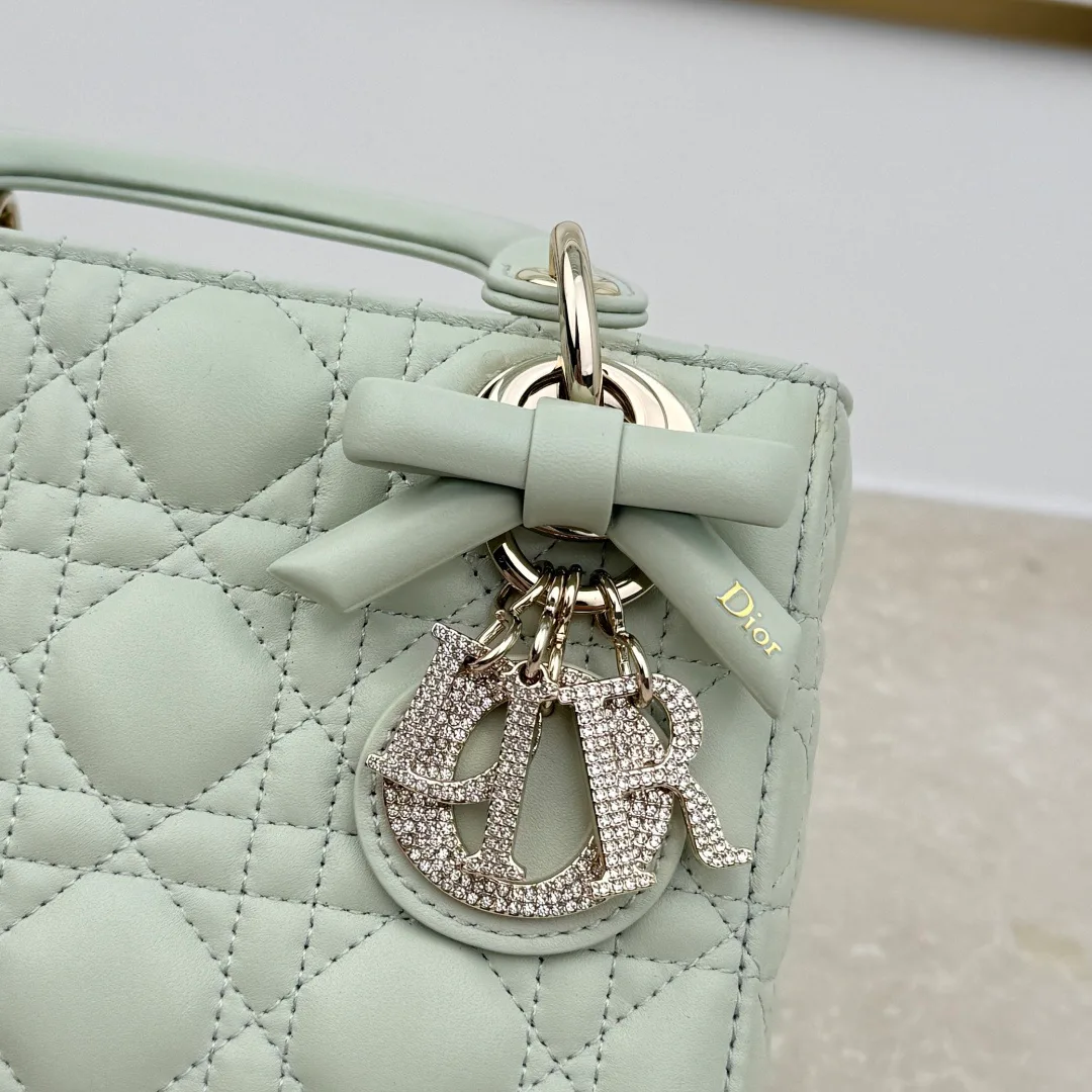 Классические Сумки Женские Christian Dior 18116216