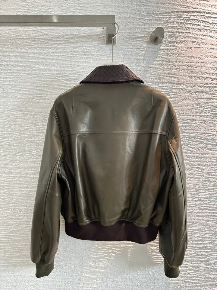Кожаные Куртки И Дублёнки Женские Bottega Veneta 18728866