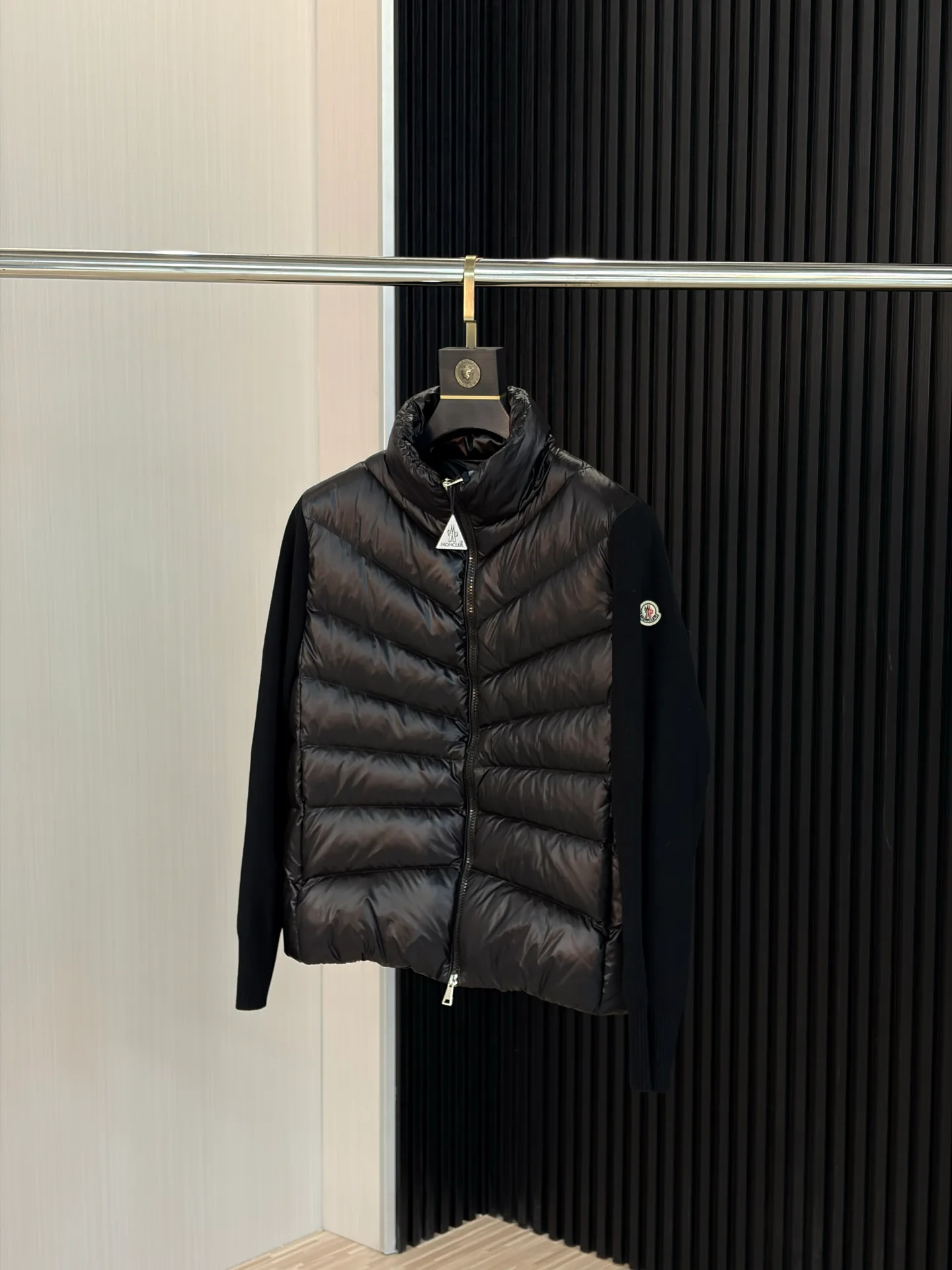 Куртки И Пуховики Женские Moncler 18600049