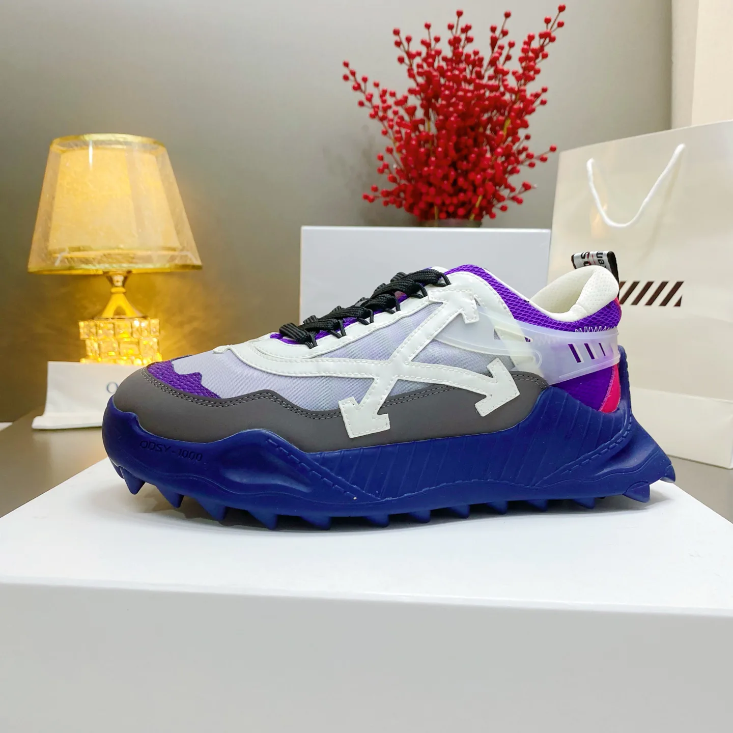 Кроссовки Женские Off-White 17530541