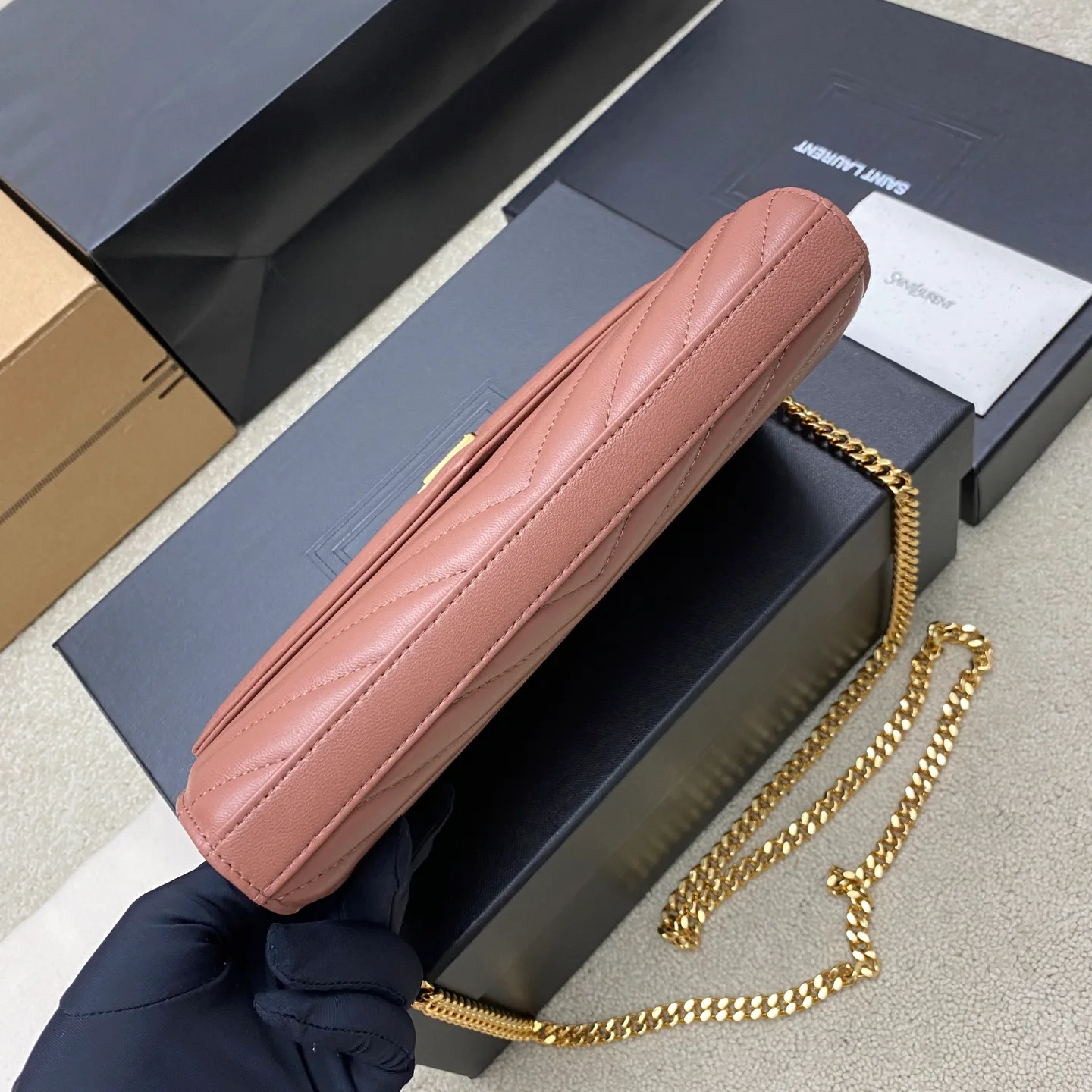 Классические Сумки Женские Saint Laurent 10000432