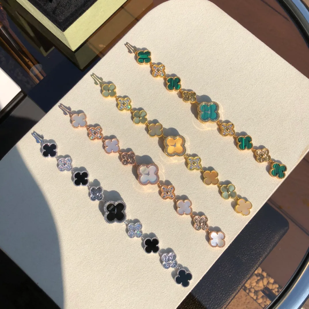 Бижутерия Van Cleef & Arpels 1045