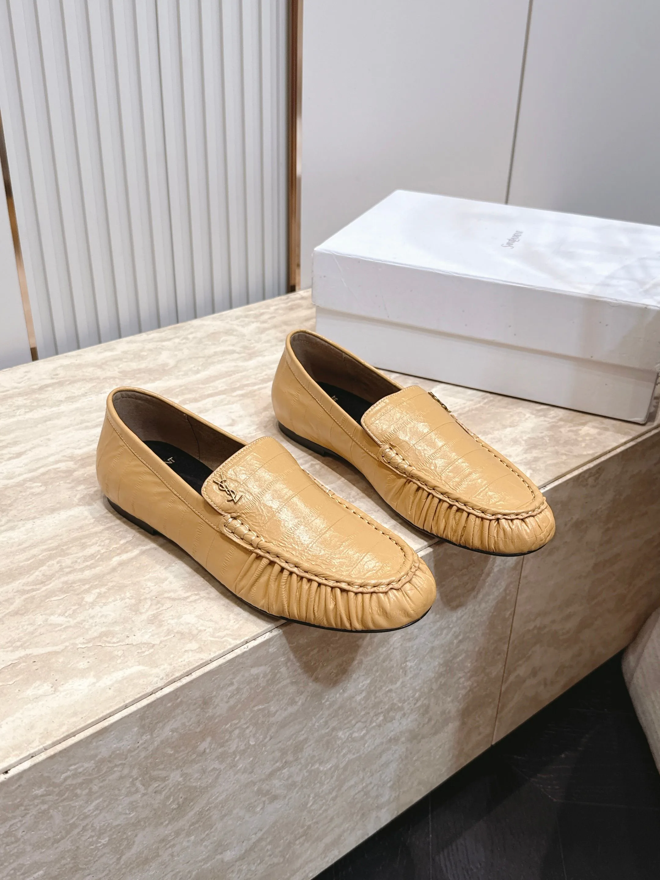 Лоферы И Мокасины Женские Saint Laurent 17701326
