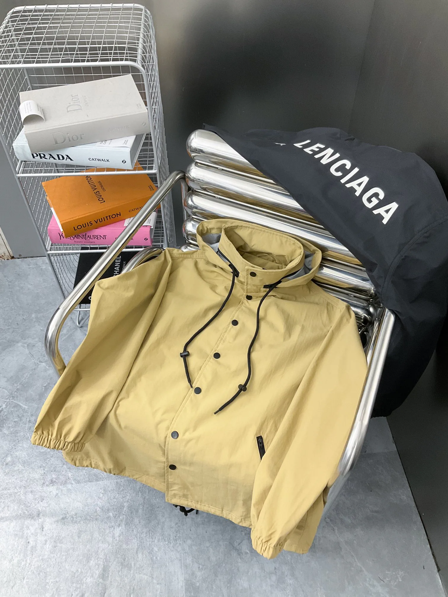 Куртки И Пуховики Мужские Balenciaga 23396