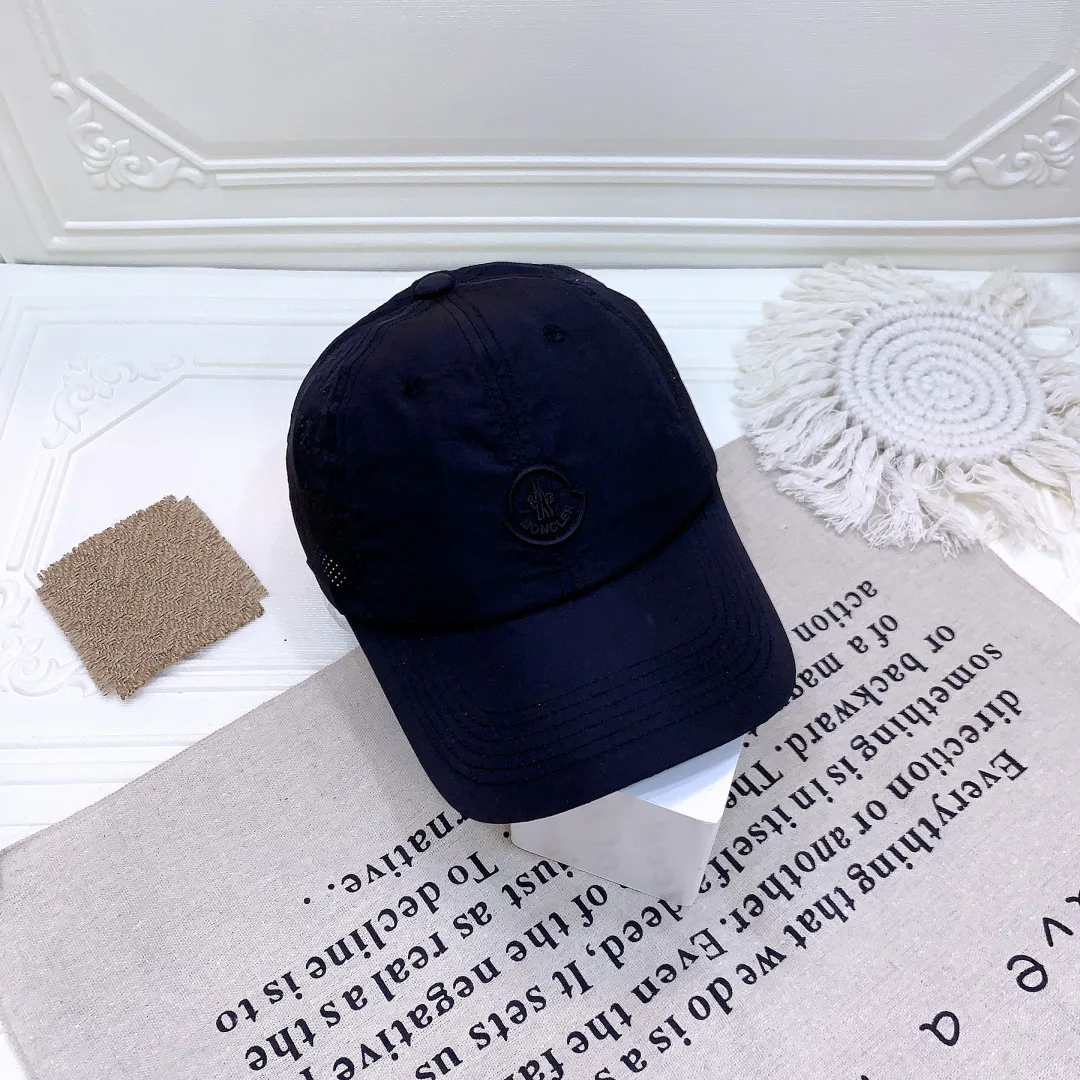 Головные Уборы Moncler 12882177