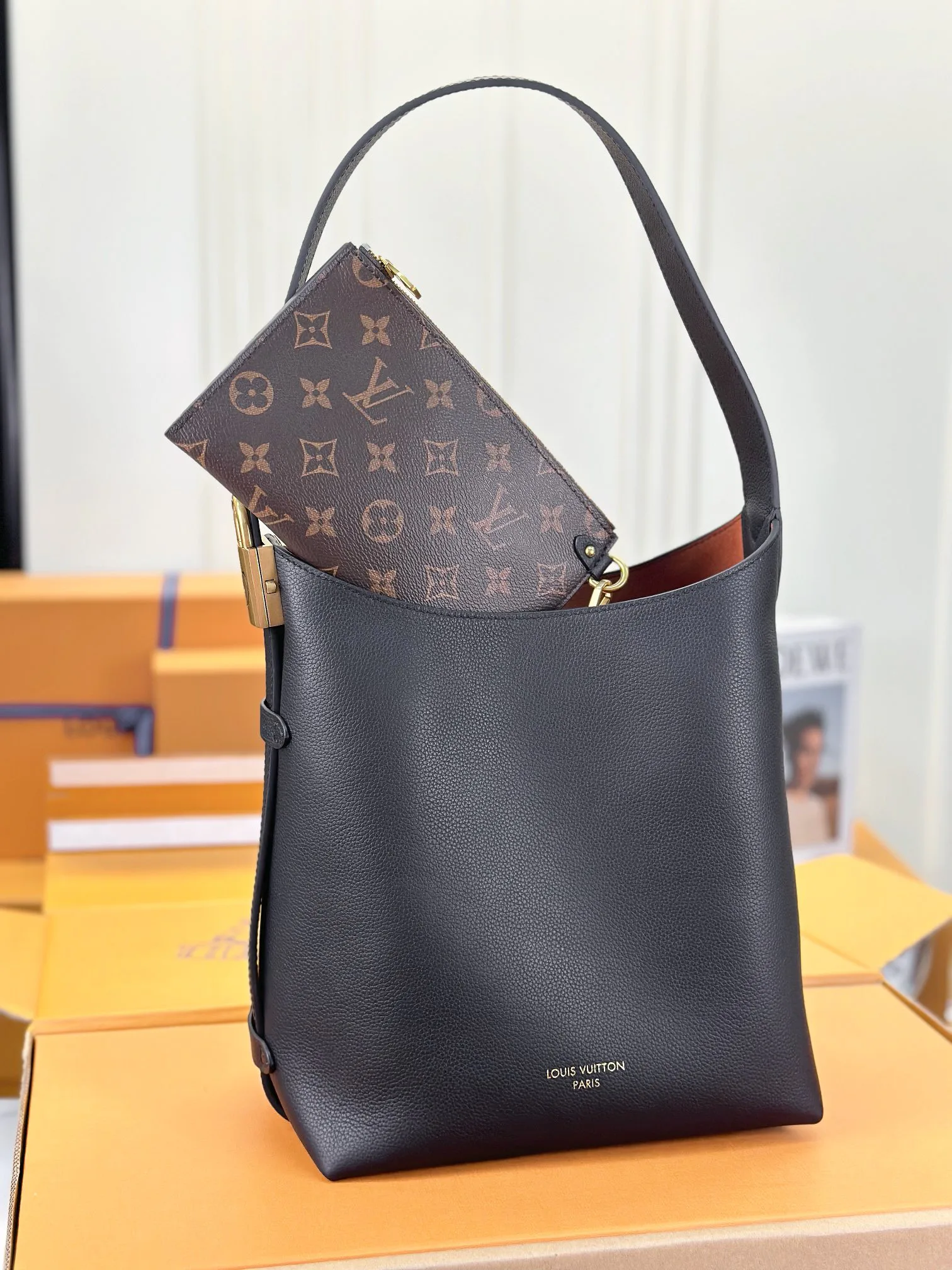 Сумки На Ремне Женские Louis Vuitton 36240