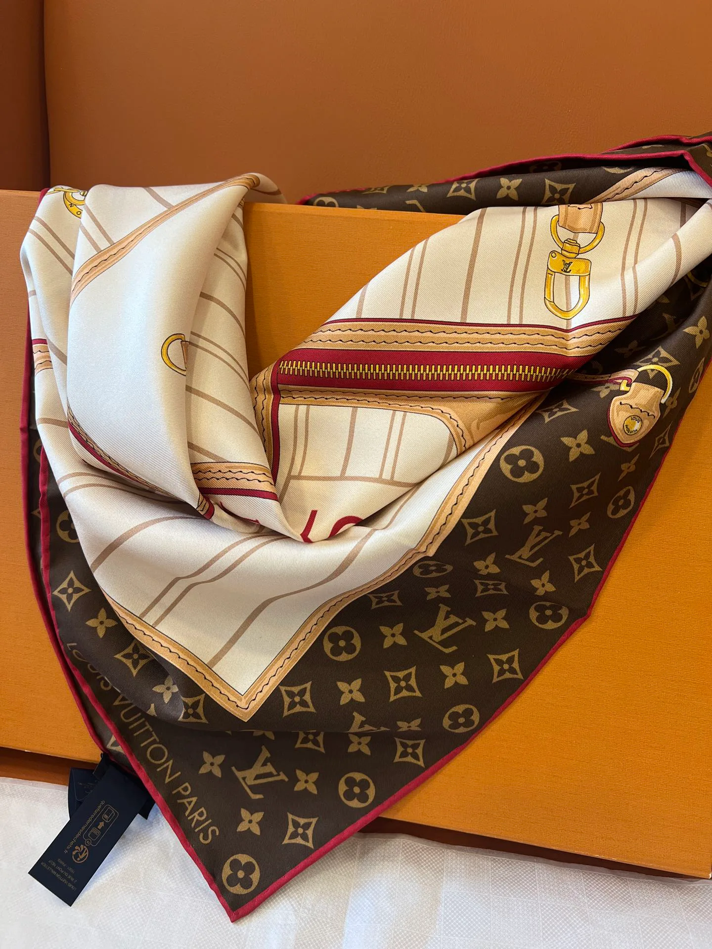 Шарфы Louis Vuitton 12051