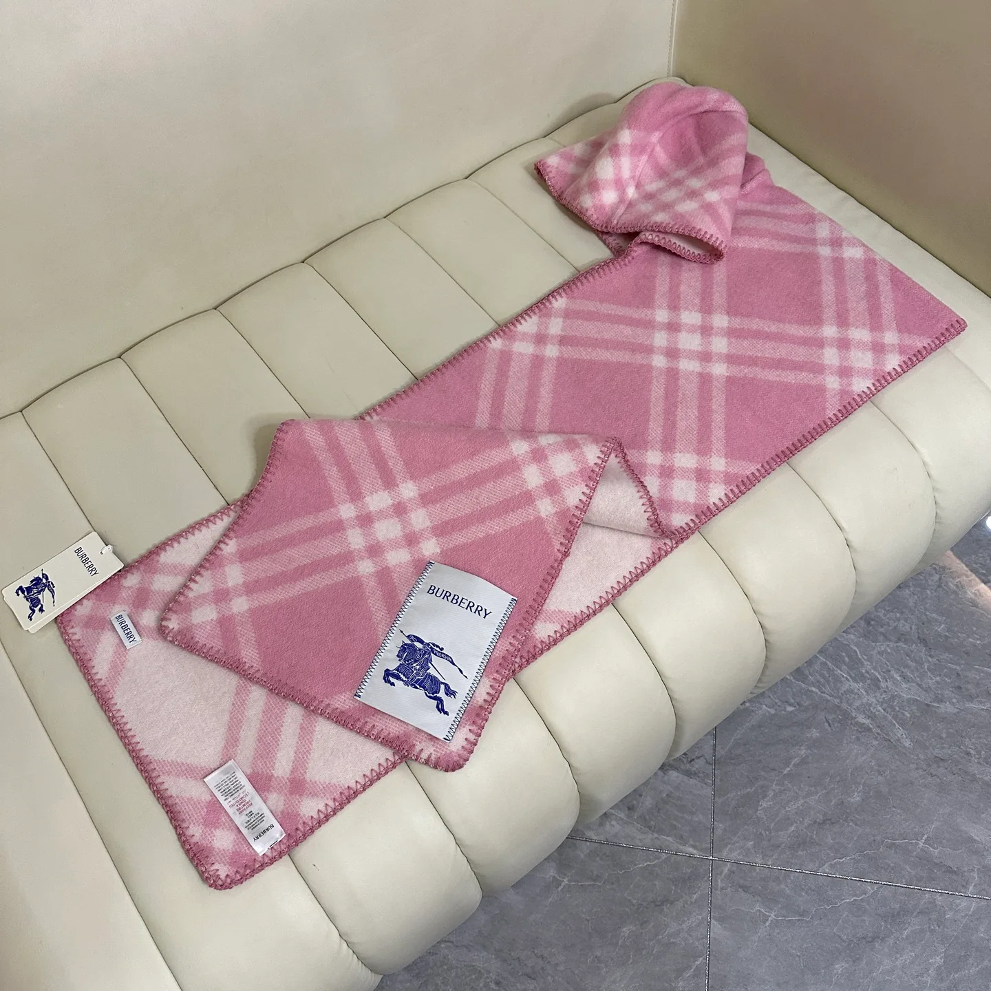 Шарфы Burberry 515815