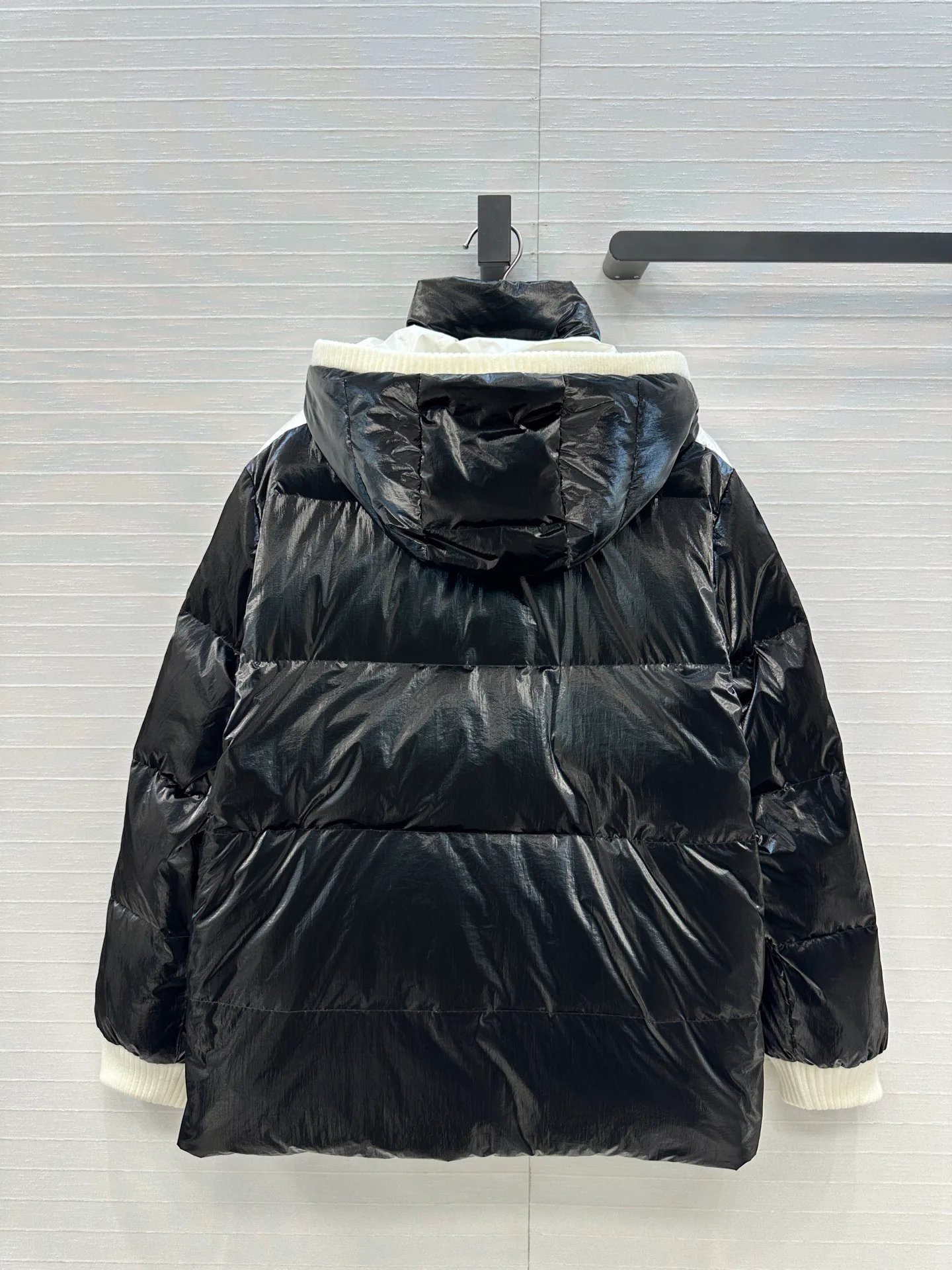 Куртки И Пуховики Женские Chanel 985111