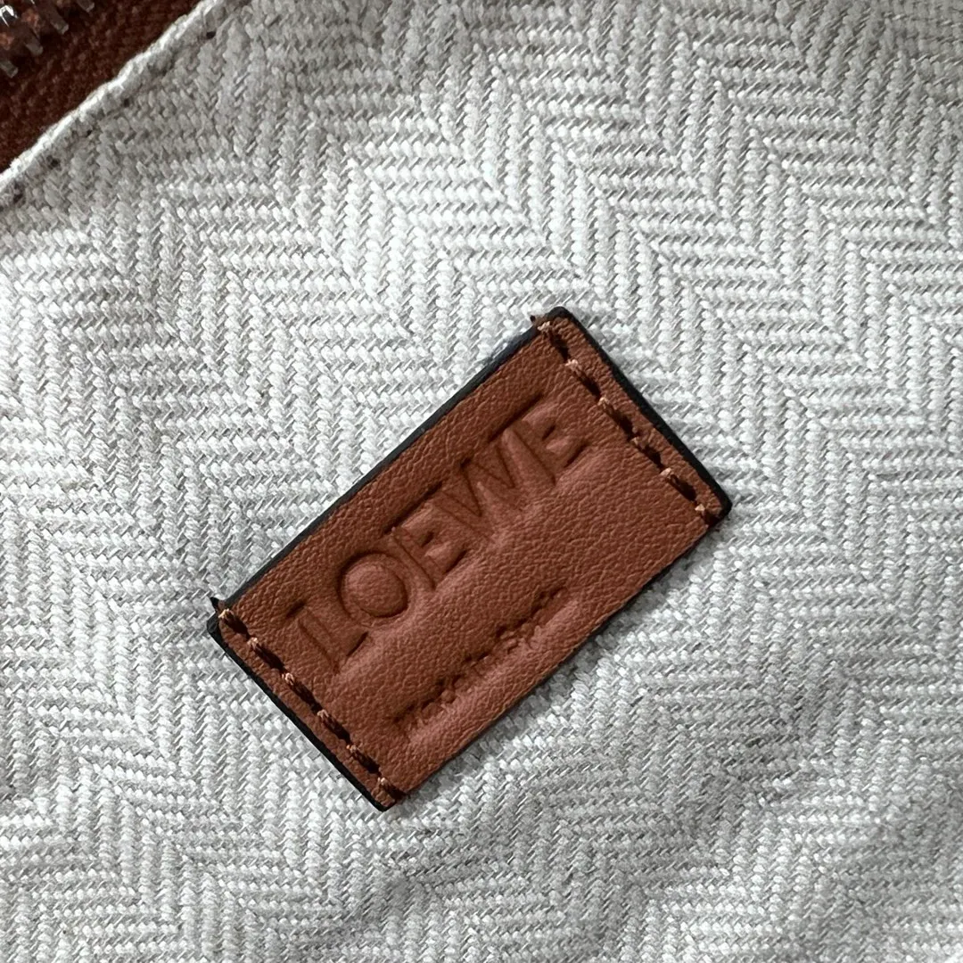 Сумки На Ремне Женские Loewe 690383