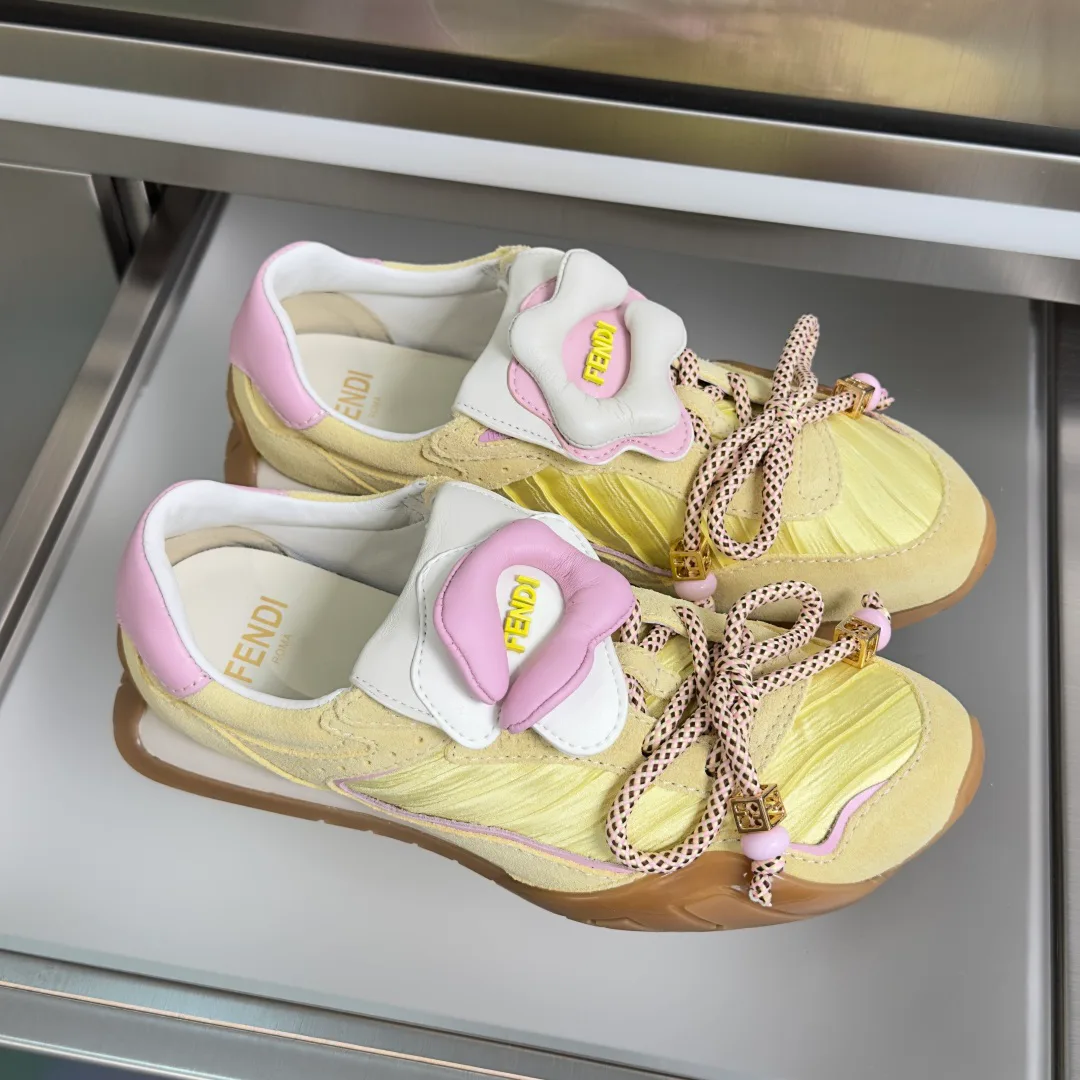 Кроссовки Женские Fendi 11687184