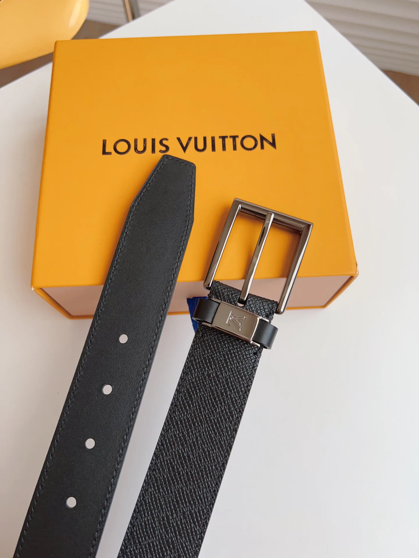 Ремни Louis Vuitton 14066090