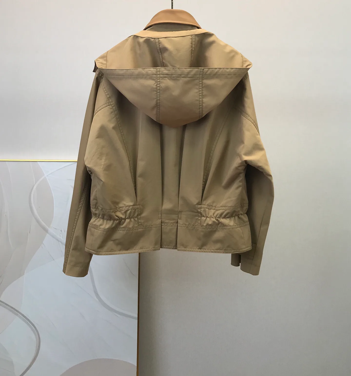 Куртки И Пуховики Женские Fendi 1720996