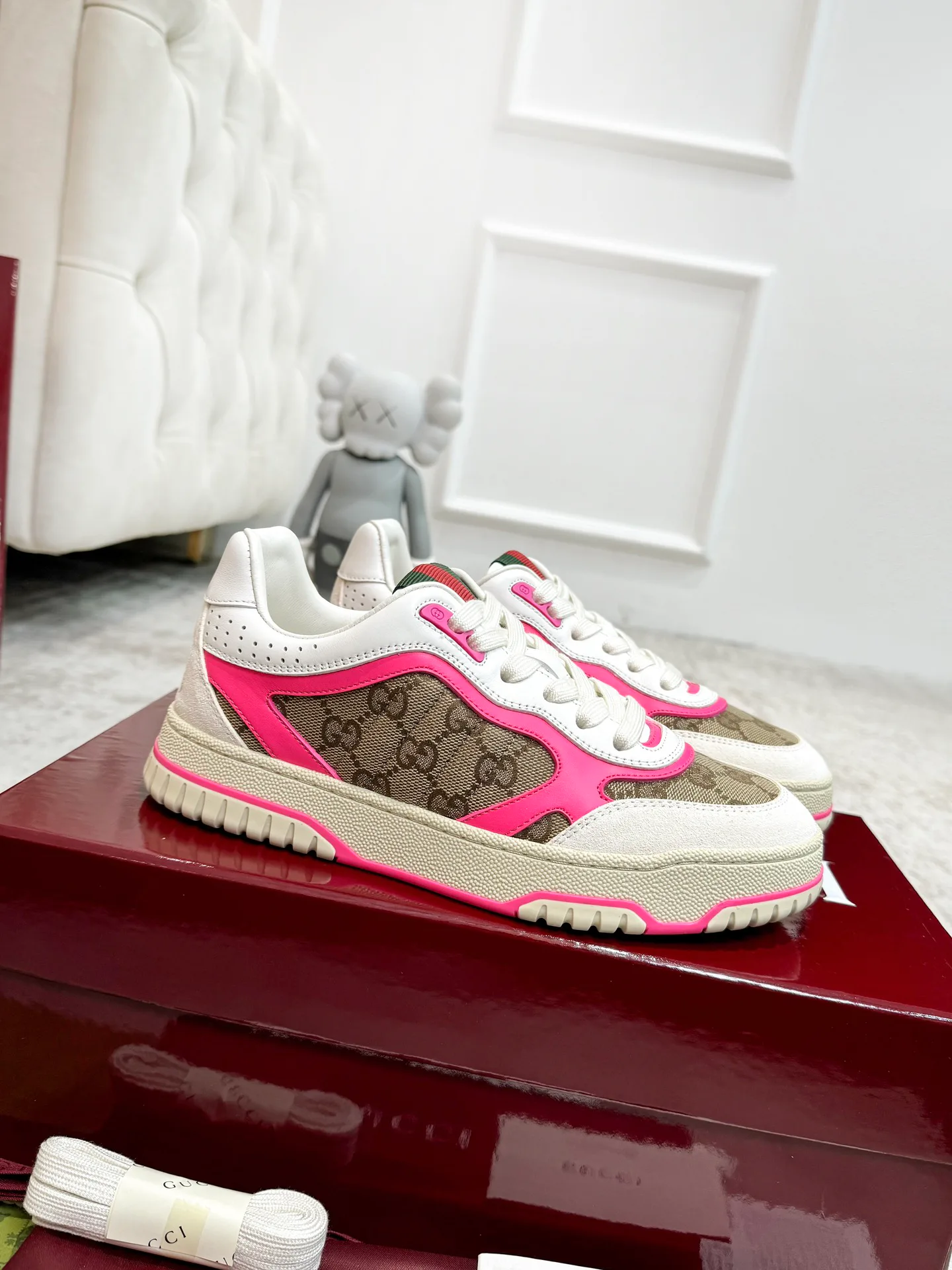 Кроссовки Женские Gucci 1021299