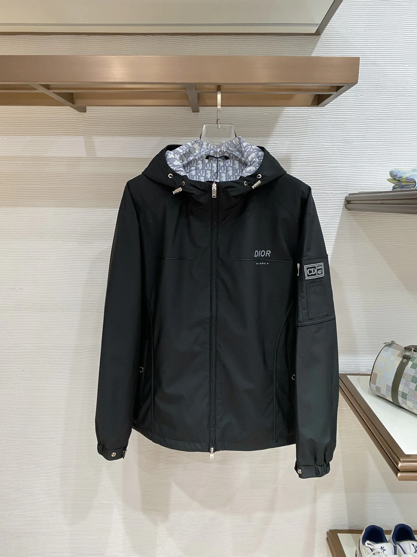 Куртки И Пуховики Мужские Christian Dior 11504092