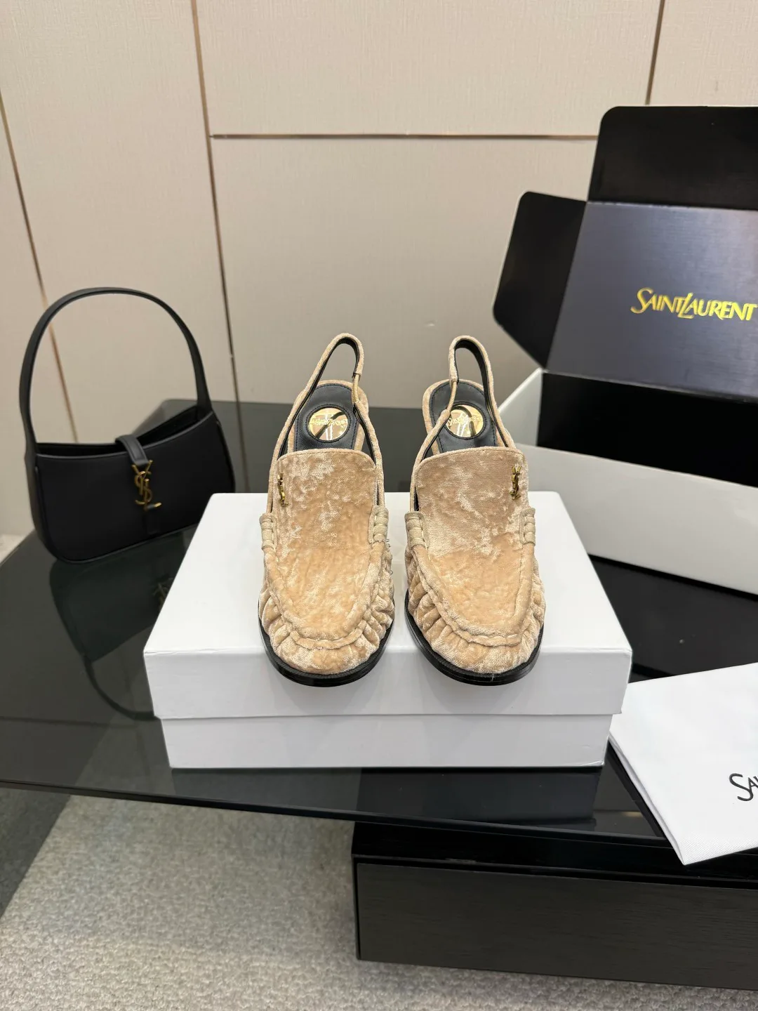 Босоножки Женские Saint Laurent 11239875