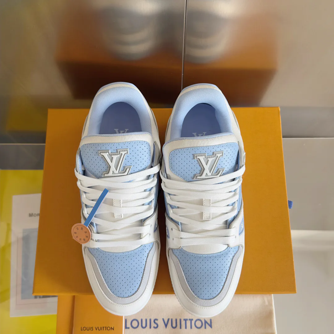 Кроссовки Женские Louis Vuitton 55010