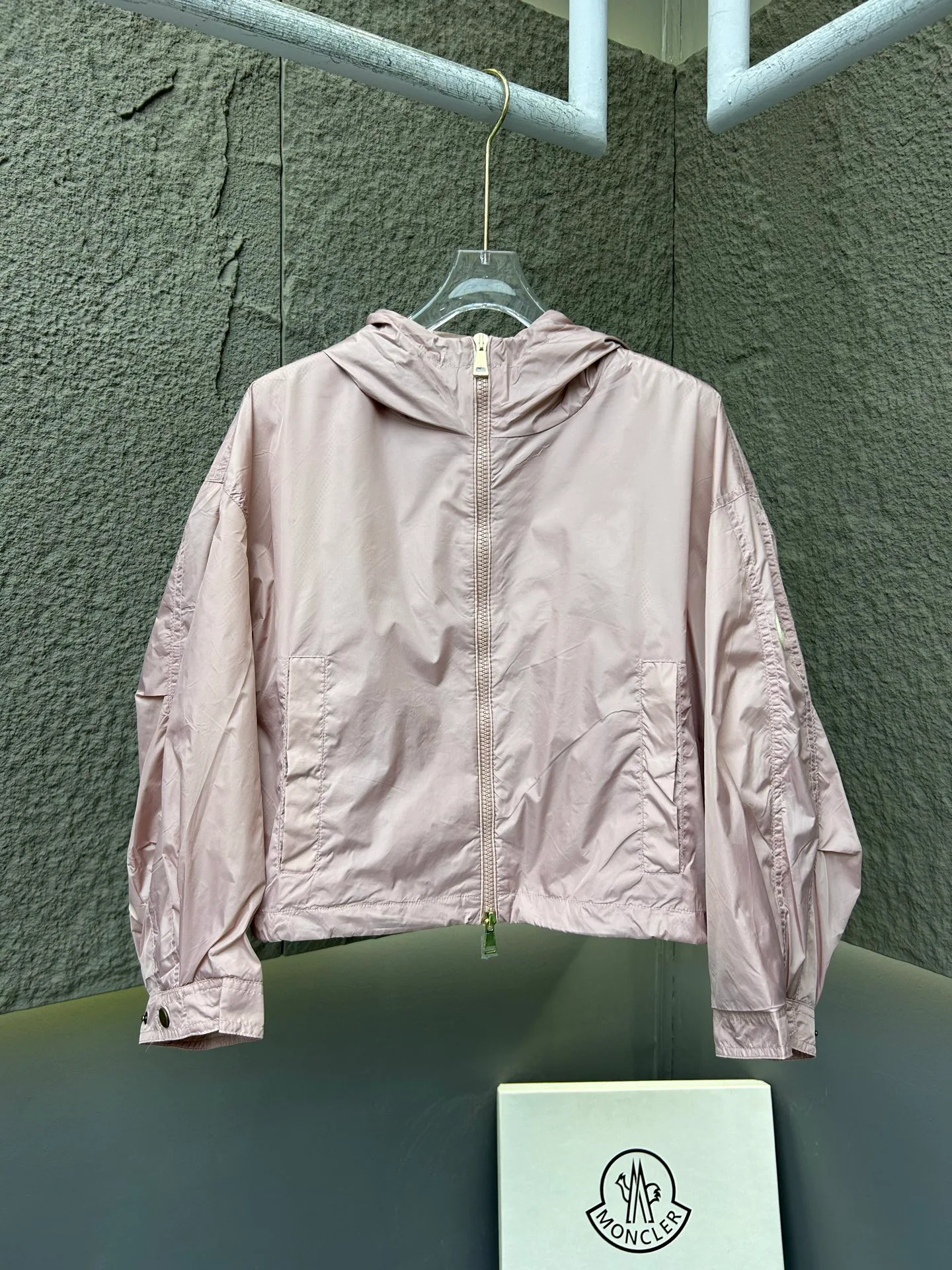 Куртки И Пуховики Женские Moncler 11862701