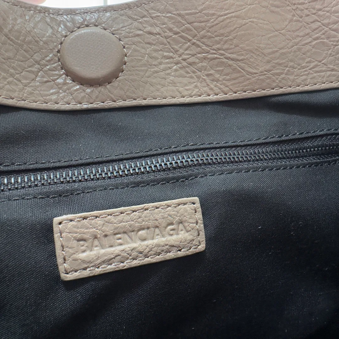Классические Сумки Женские Balenciaga 11872239