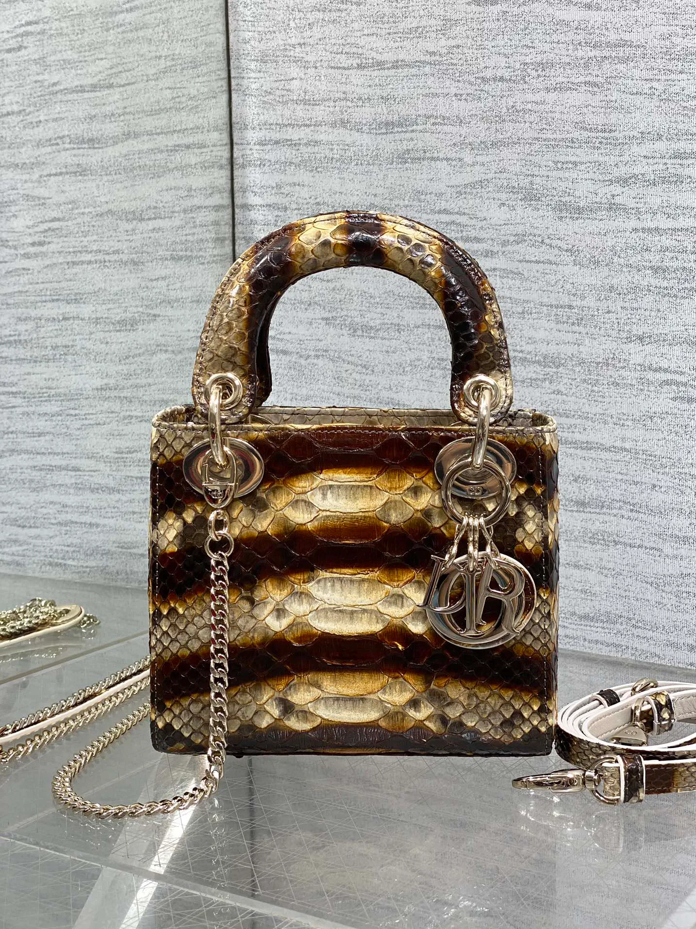 Классические Сумки Женские Christian Dior 11581704