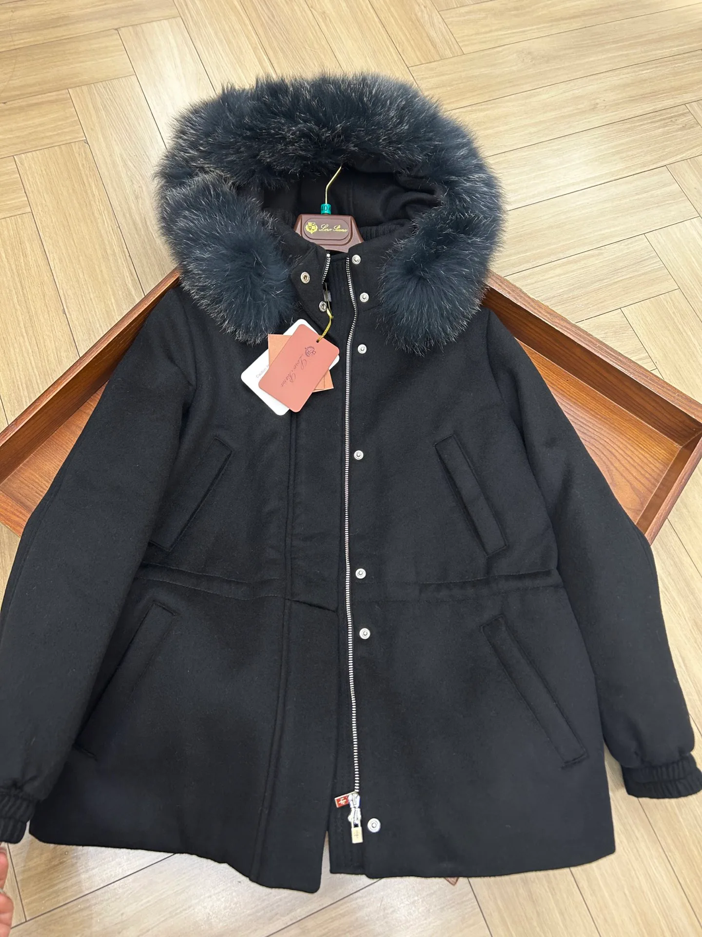 Куртки И Пуховики Женские Loro Piana 19968227