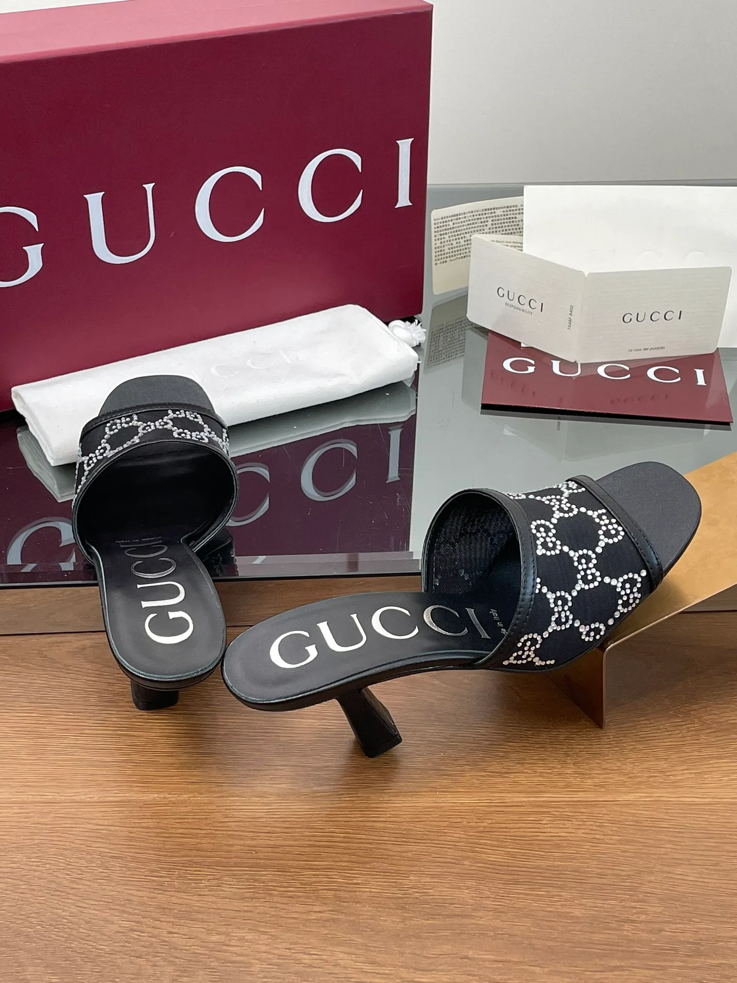 Босоножки Женские Gucci 13413368