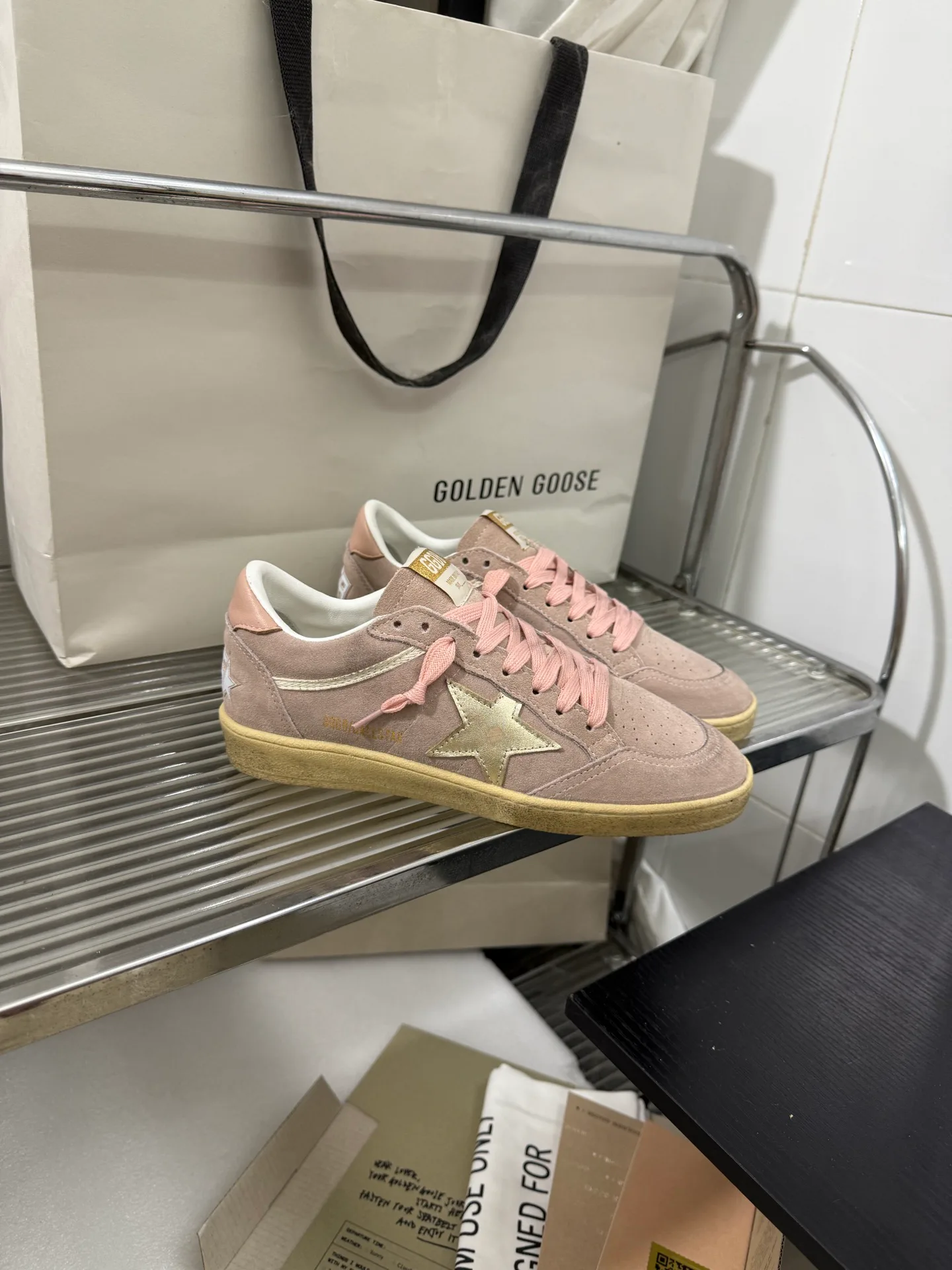 Кроссовки Женские Golden Goose 18211935