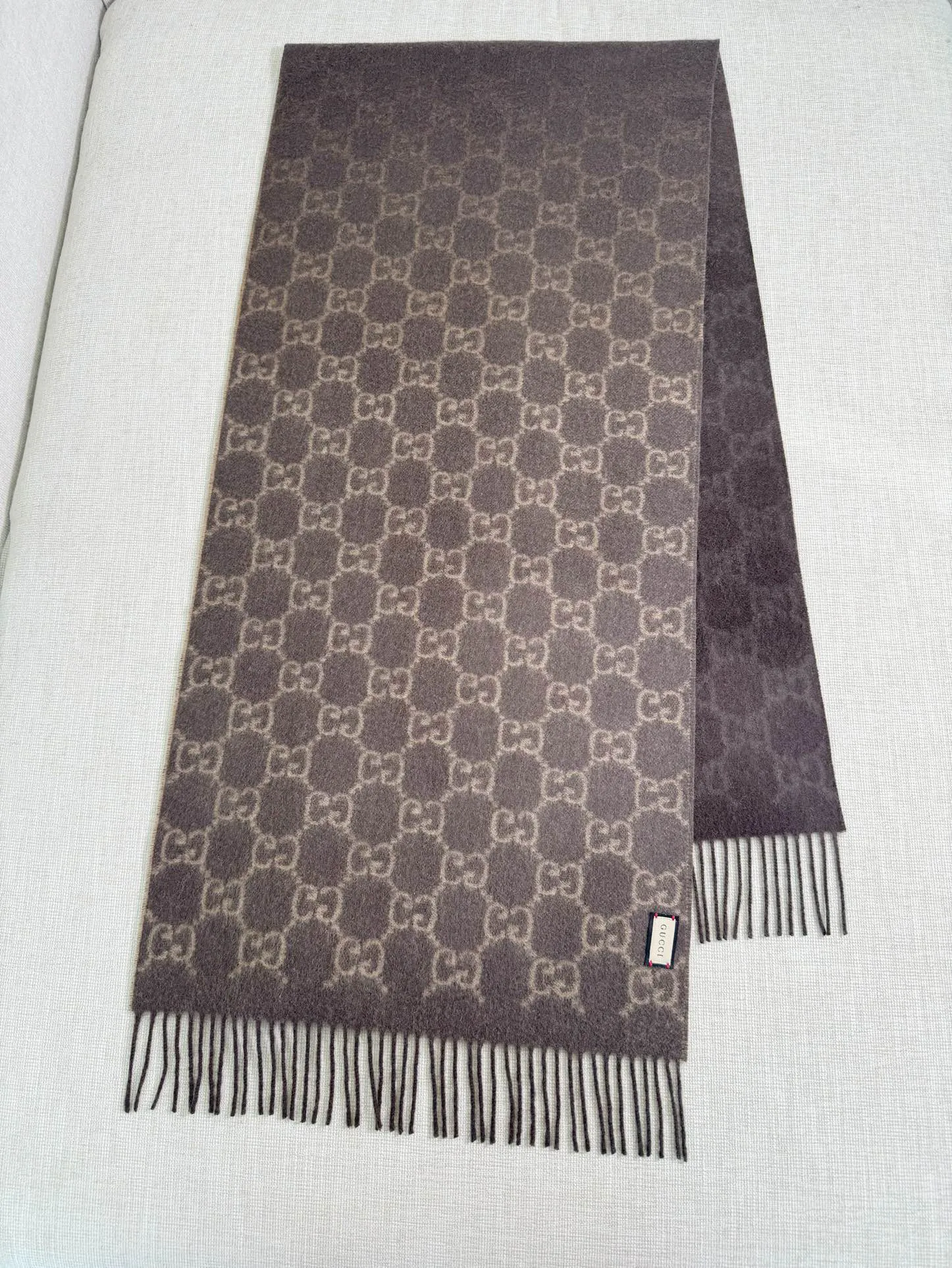 Шарфы Gucci 2204