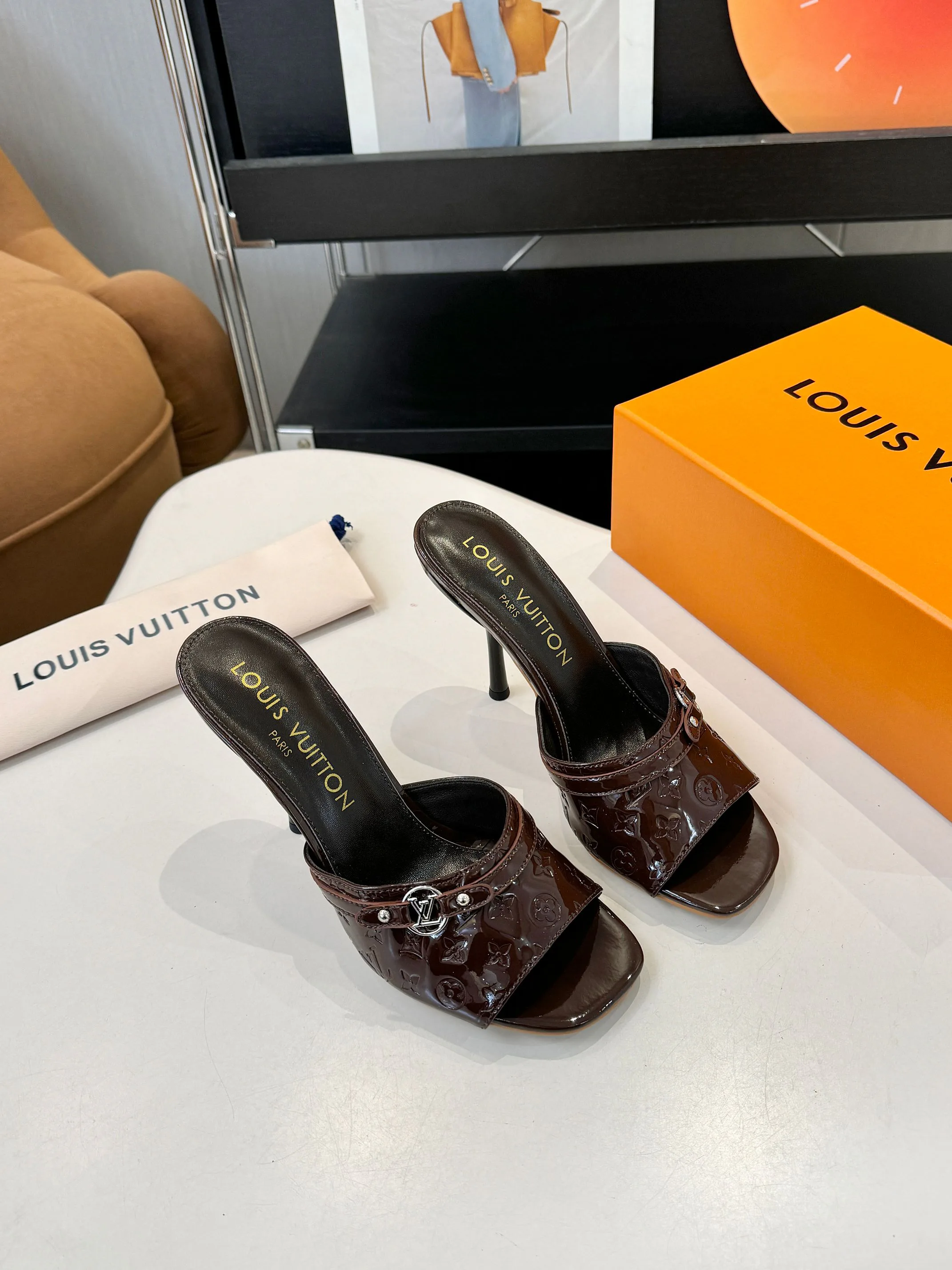 Босоножки Женские Louis Vuitton 11190705