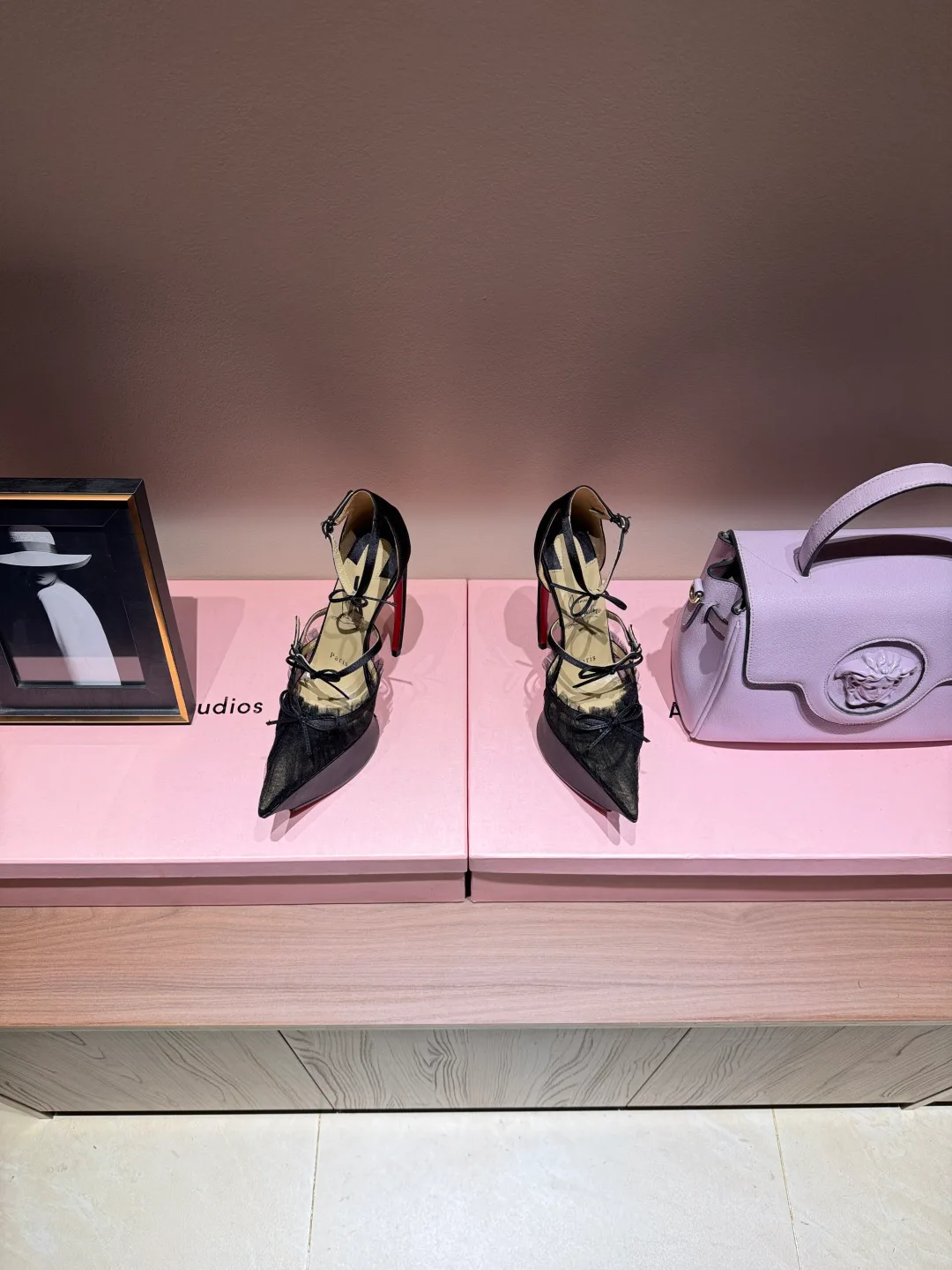 Туфли Женские Christian Louboutin 4743755