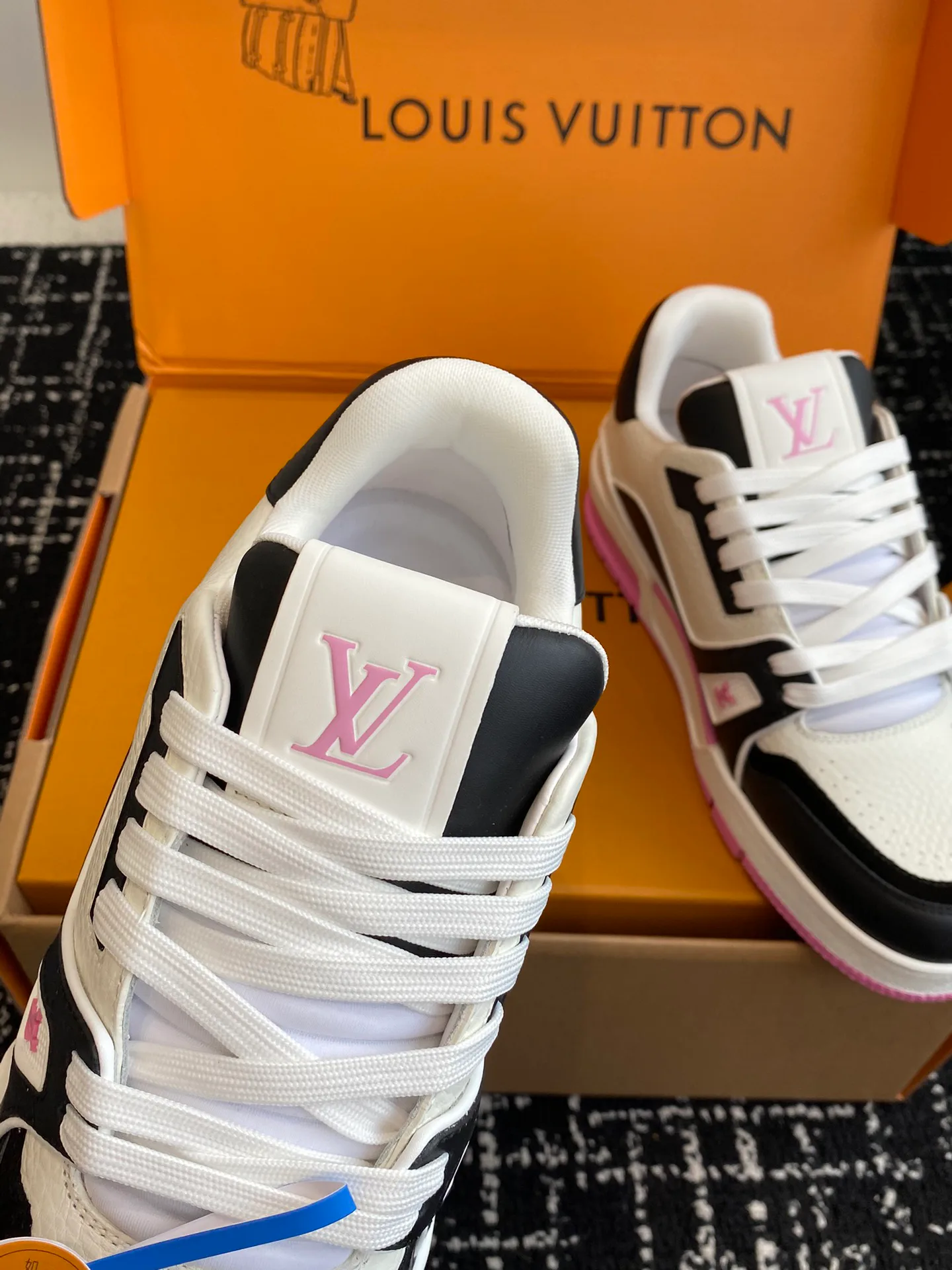 Кроссовки Женские Louis Vuitton 5595102