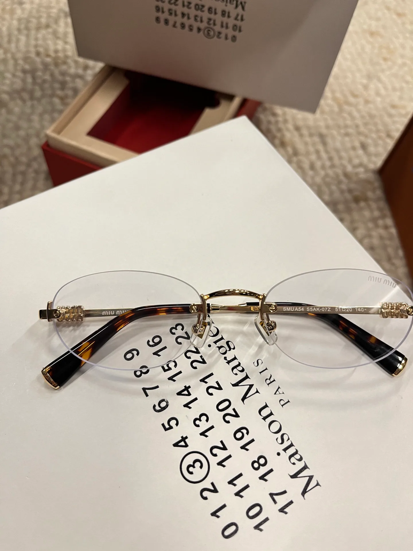 Очки Miu Miu 23182