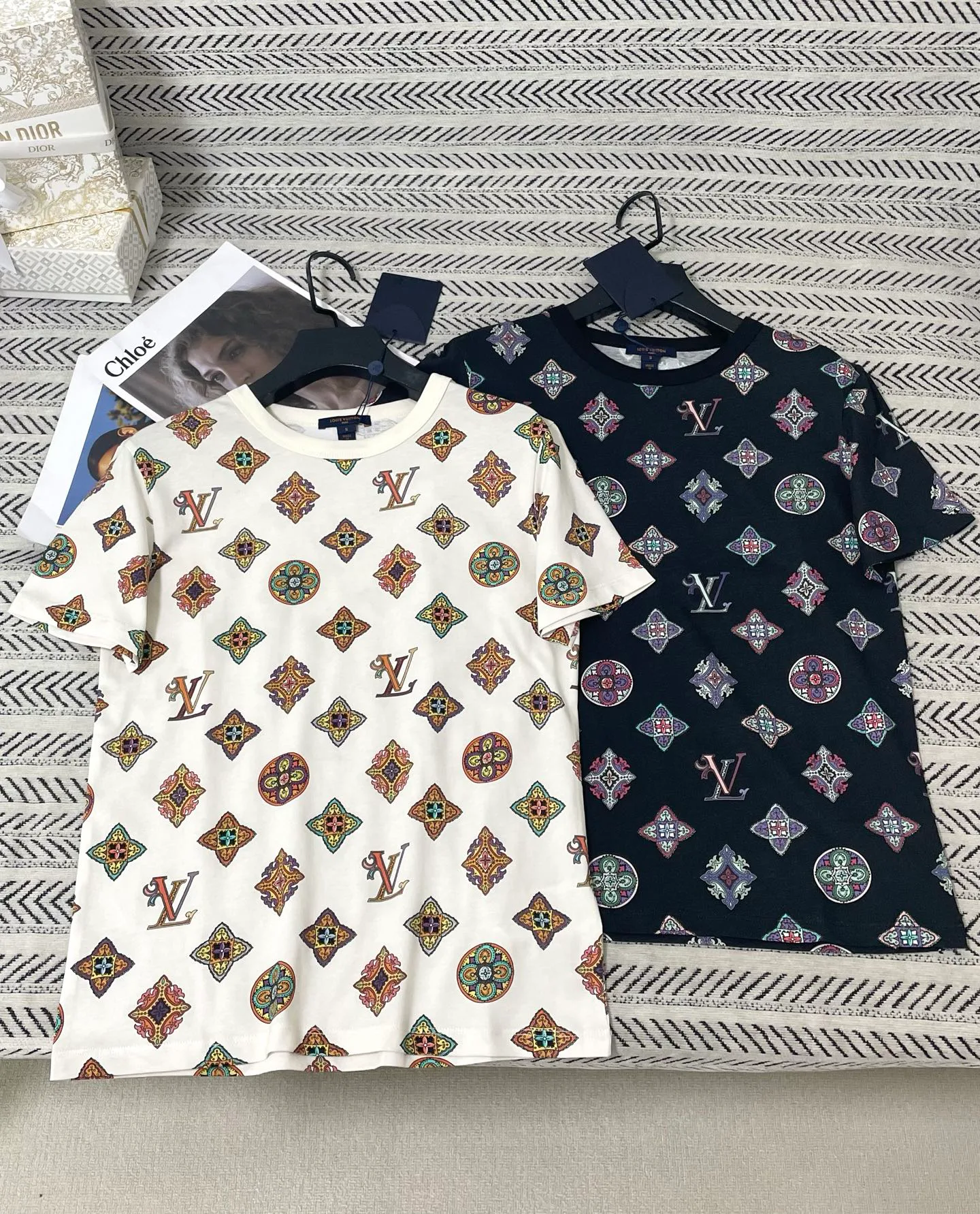 Футболки Женские Louis Vuitton 17952827