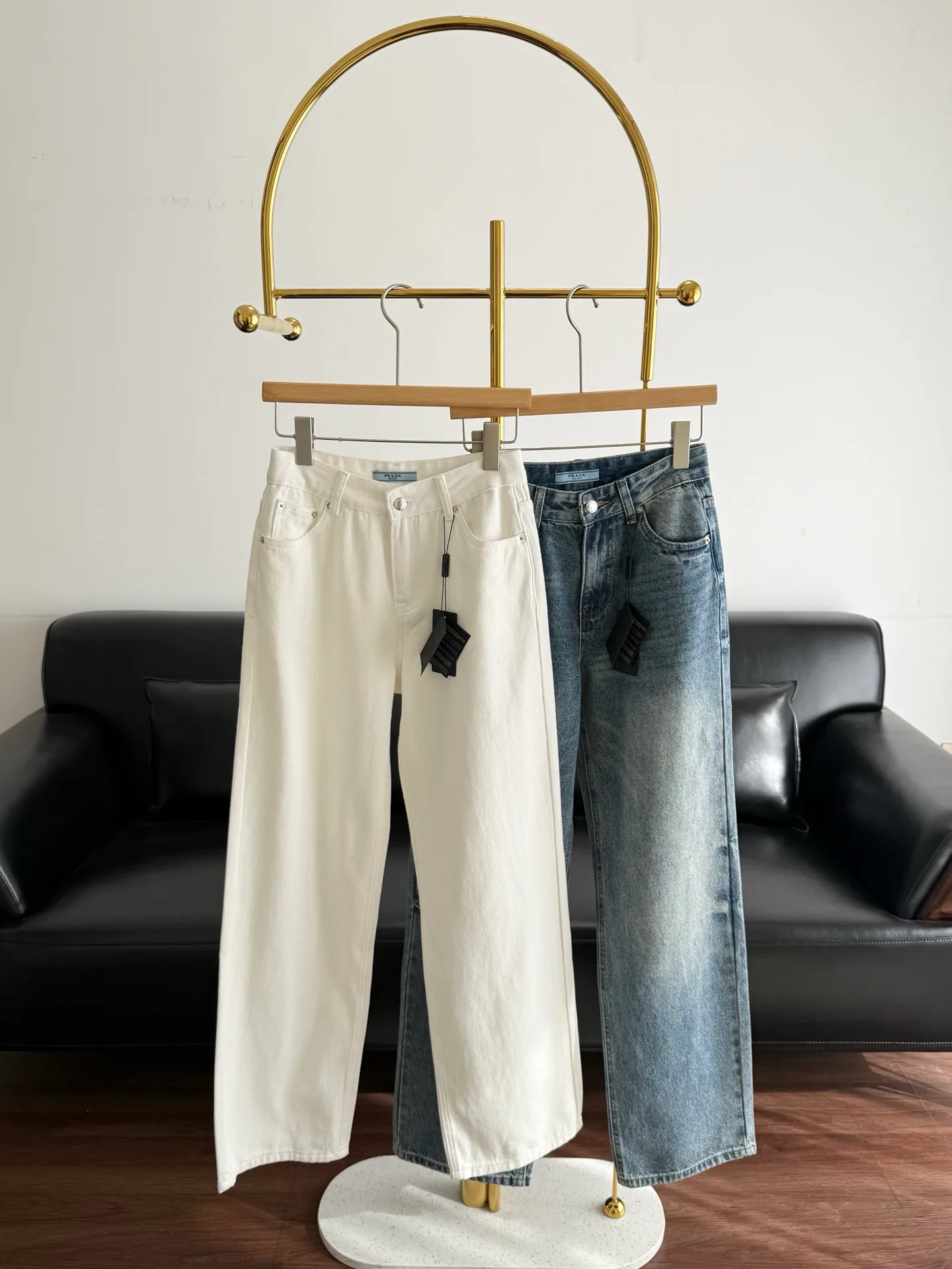 Джинсы Женские Prada 11577519