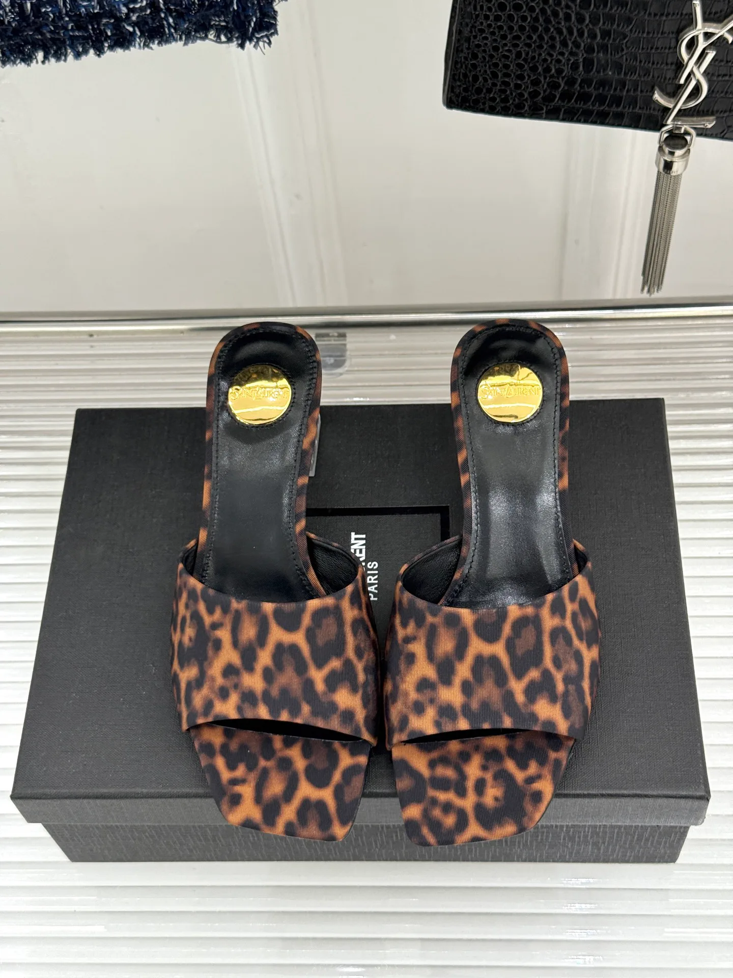 Босоножки Женские Saint Laurent 17024883