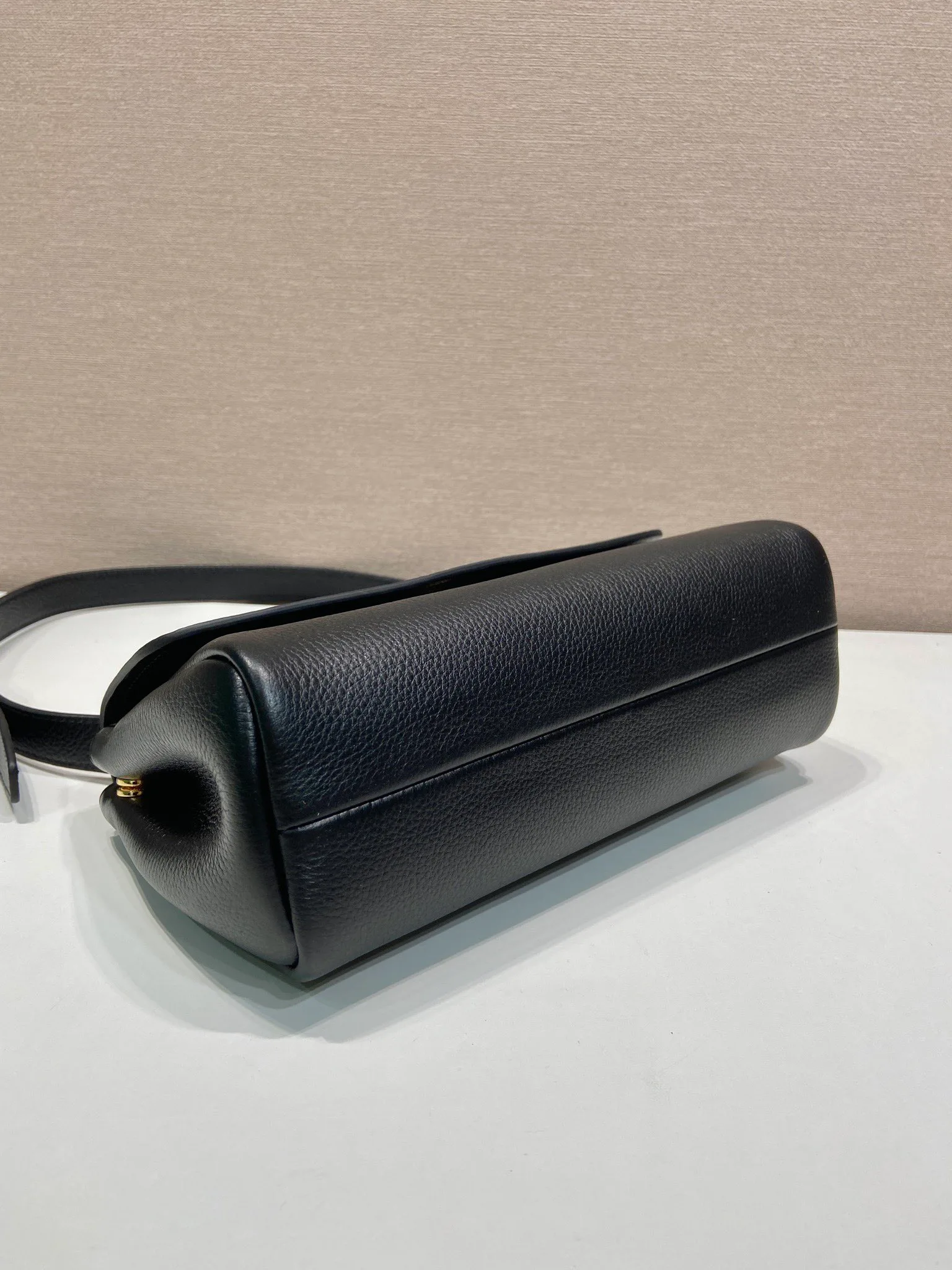 Сумки На Ремне Женские Prada 11449124