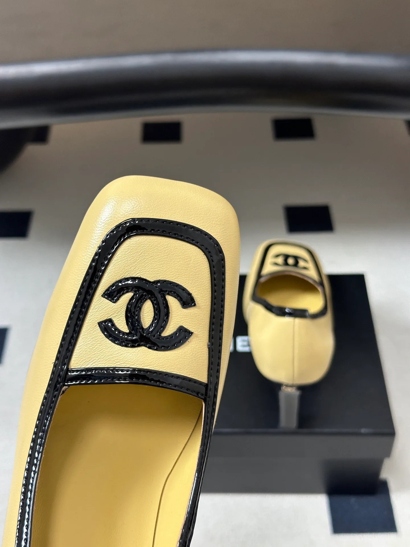 Туфли Женские Chanel 18041911