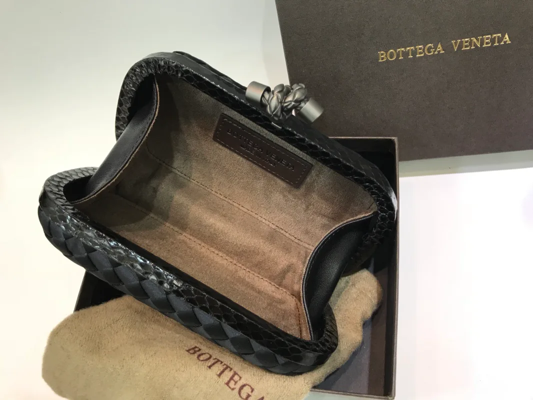 Клатчи Женские Bottega Veneta 15570