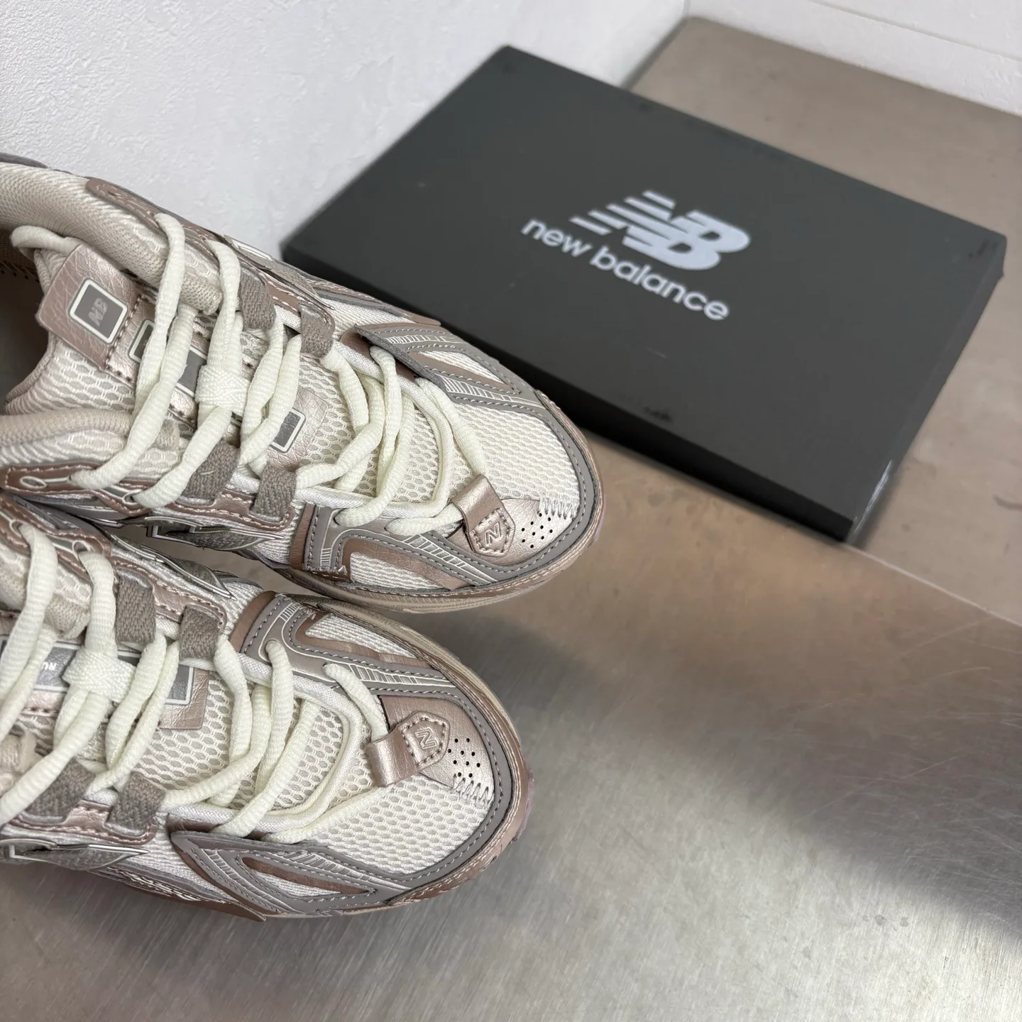 Кроссовки Женские New Balance 19519831