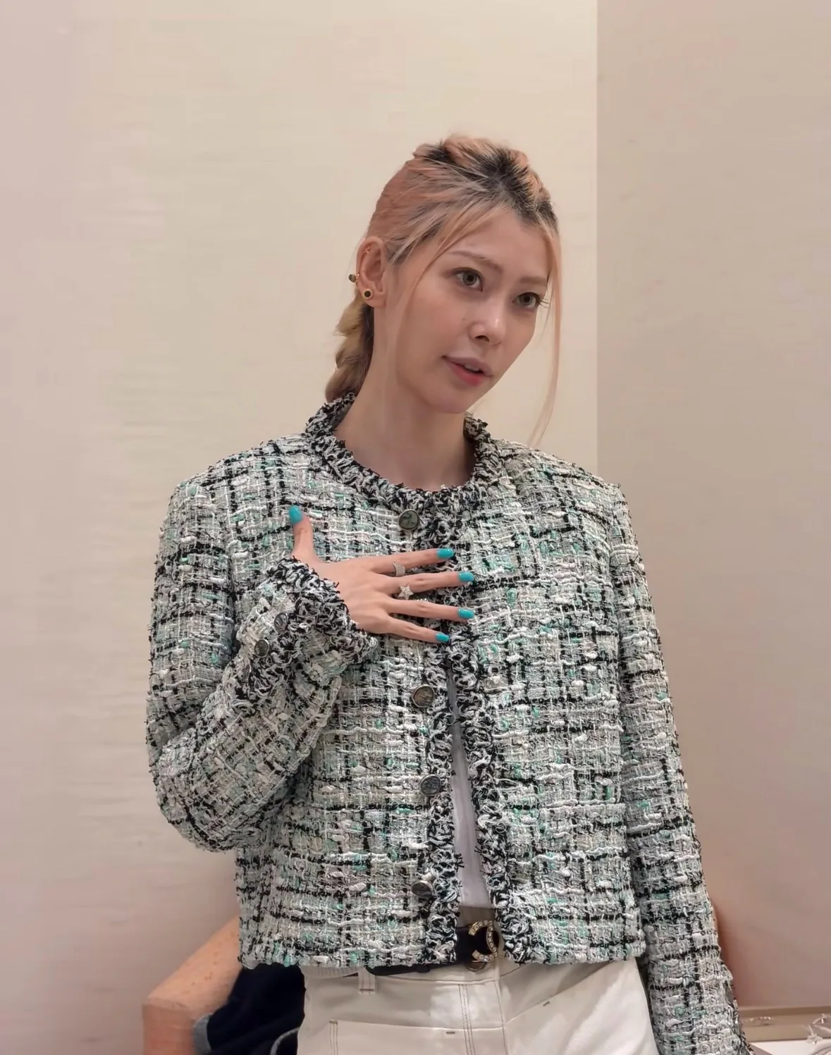 Жакеты Женские Chanel 17952822
