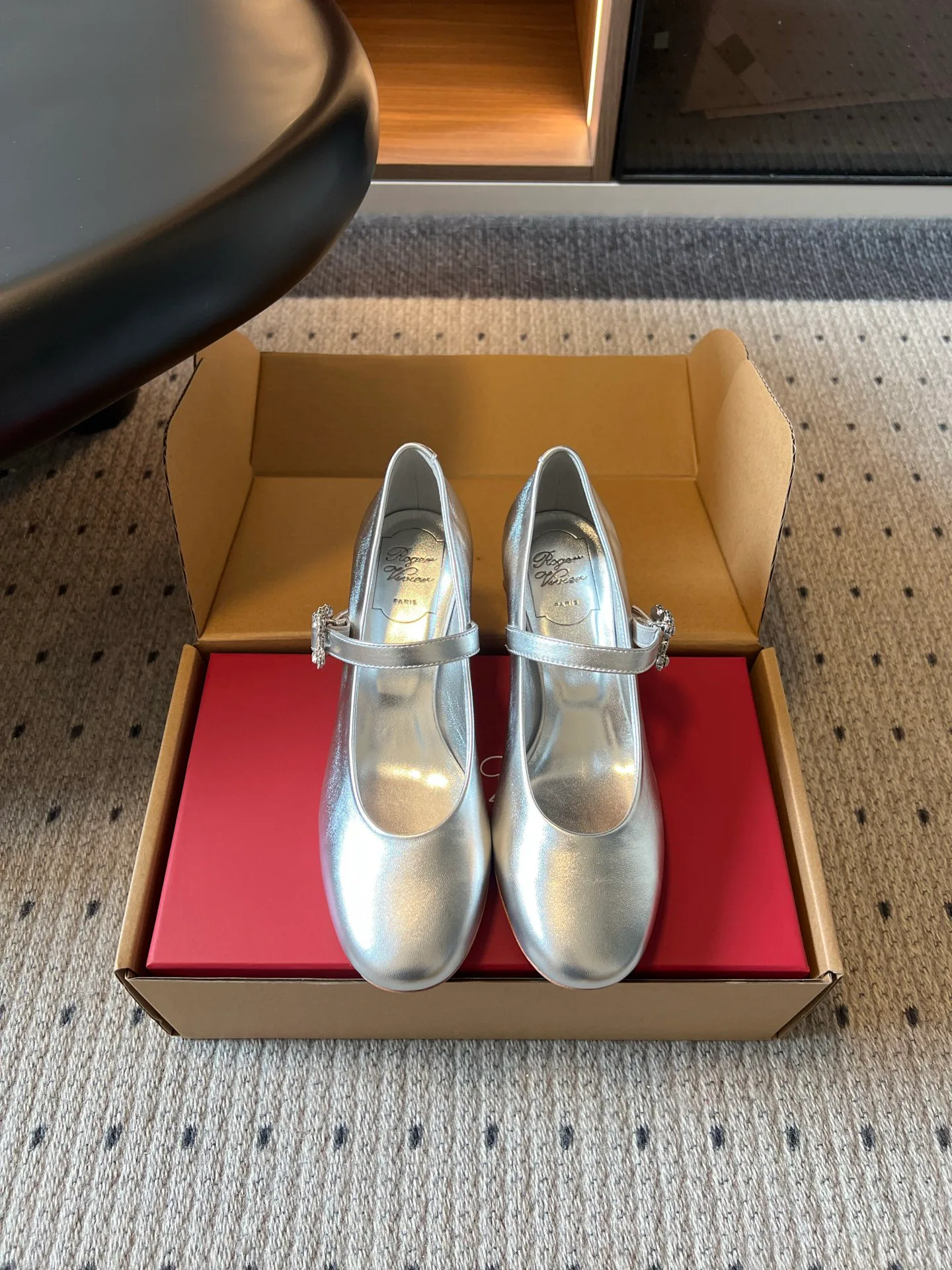 Туфли Женские Roger Vivier 17860673