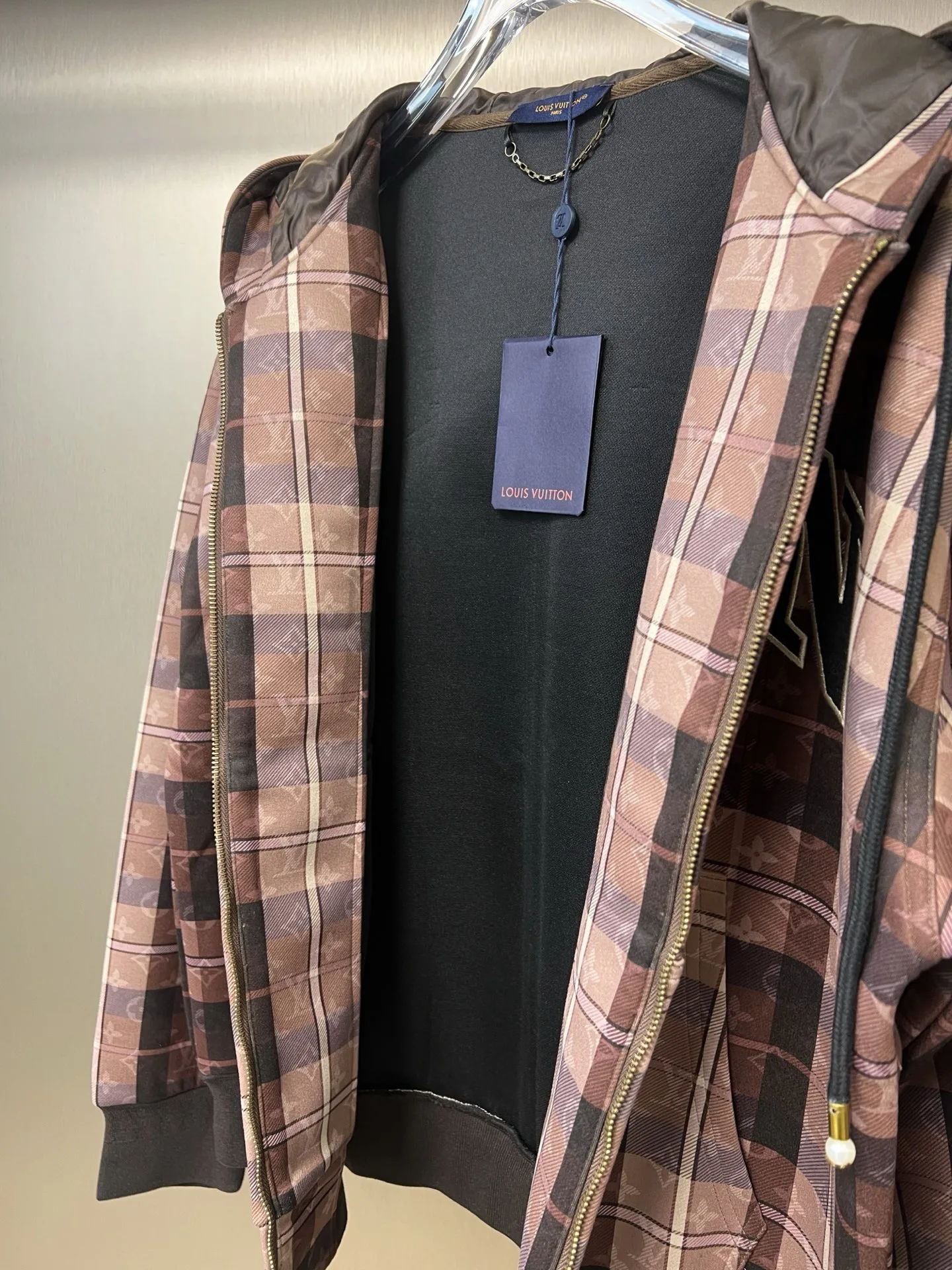 Куртки И Пуховики Женские Louis Vuitton 167763