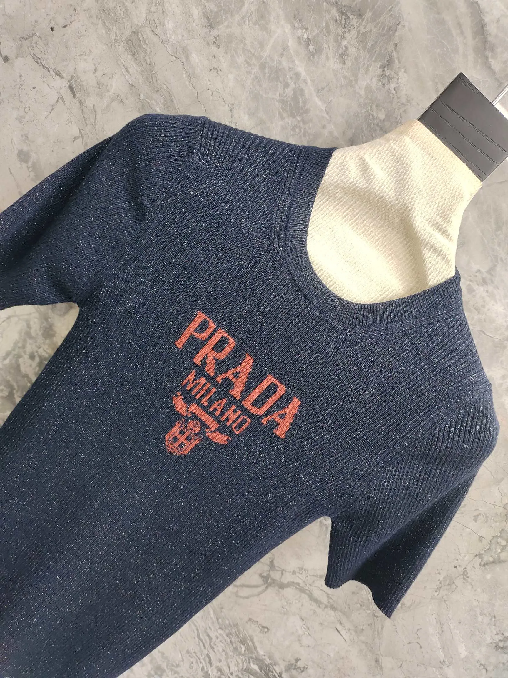 Футболки Женские Prada 9658737