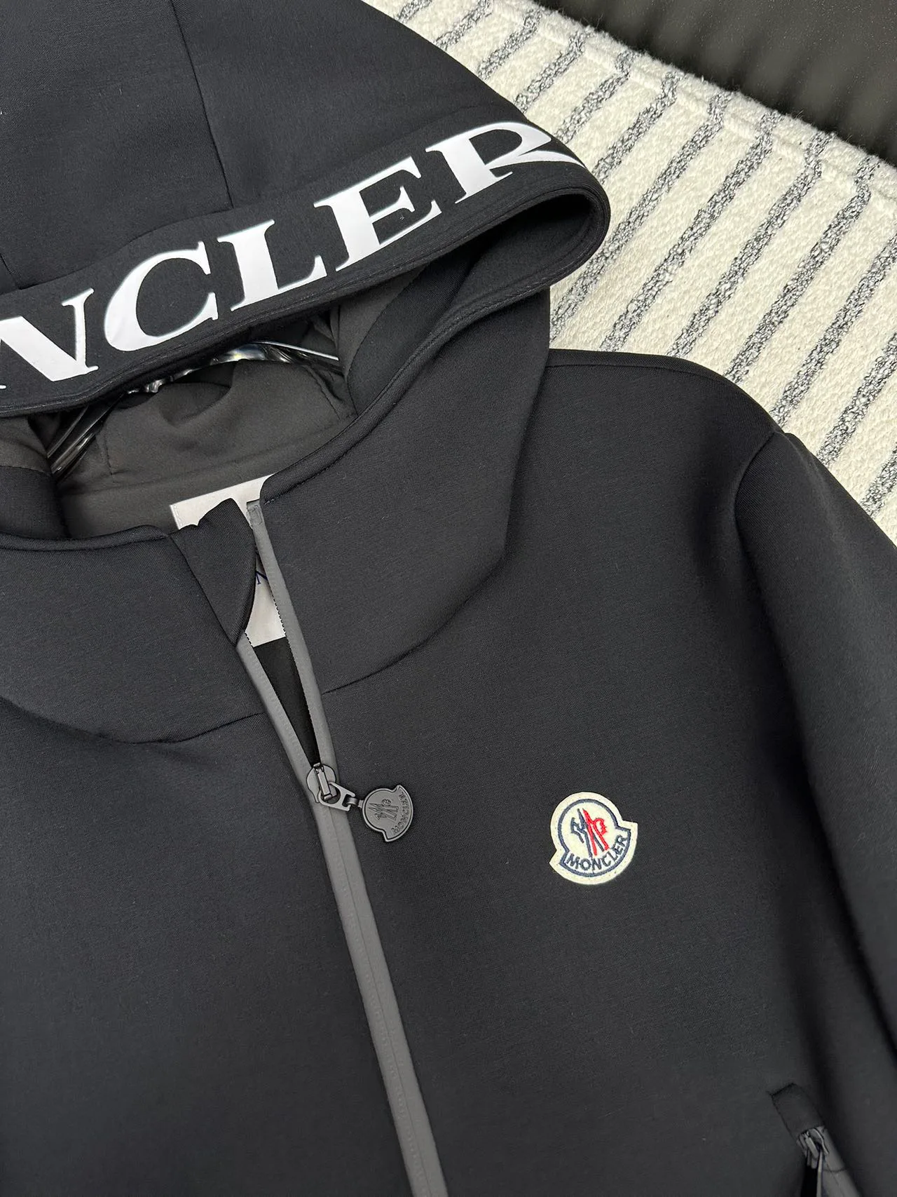 Куртки И Пуховики Женские Moncler 1280840