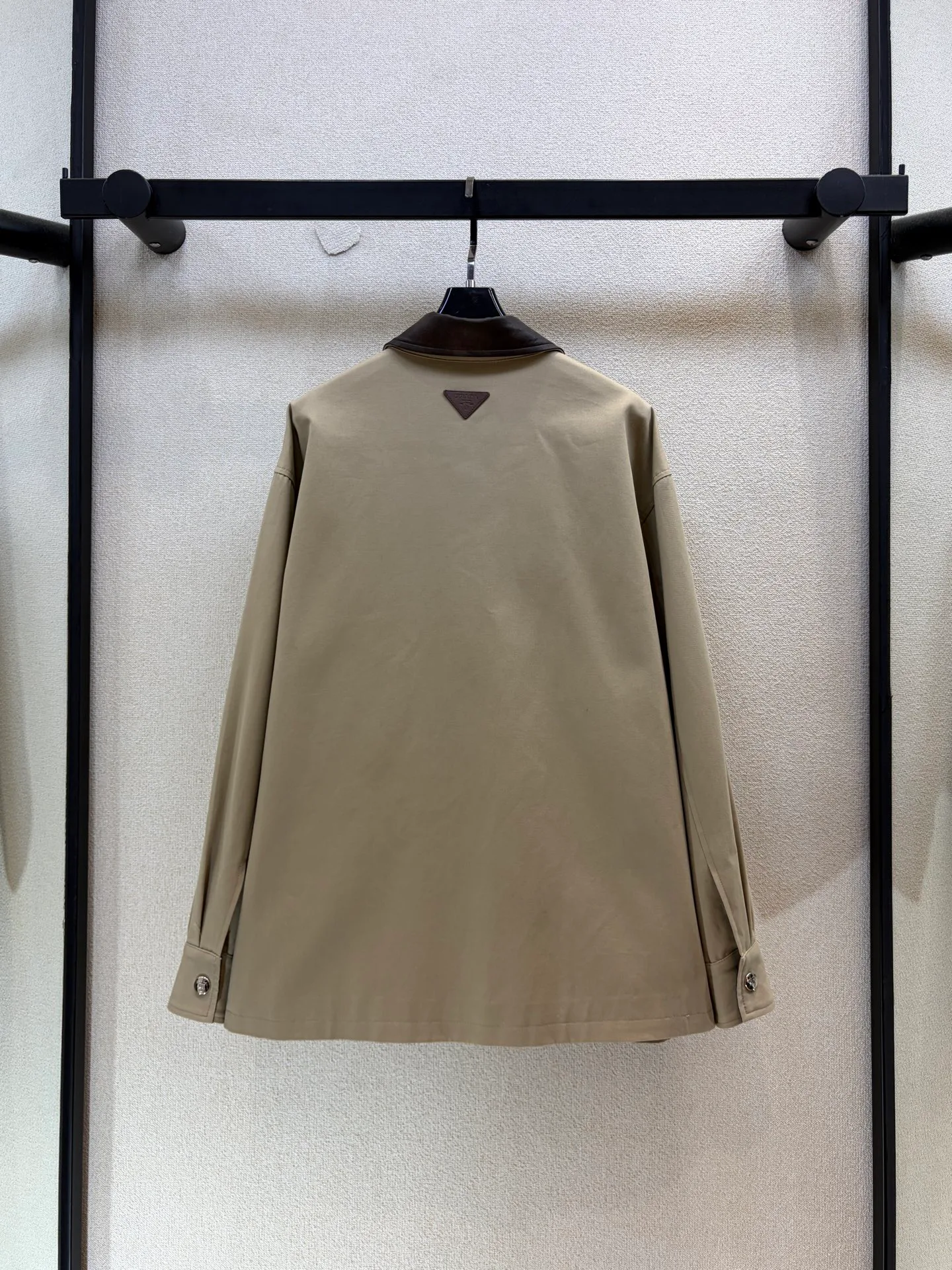 Куртки И Пуховики Женские Prada 18379607