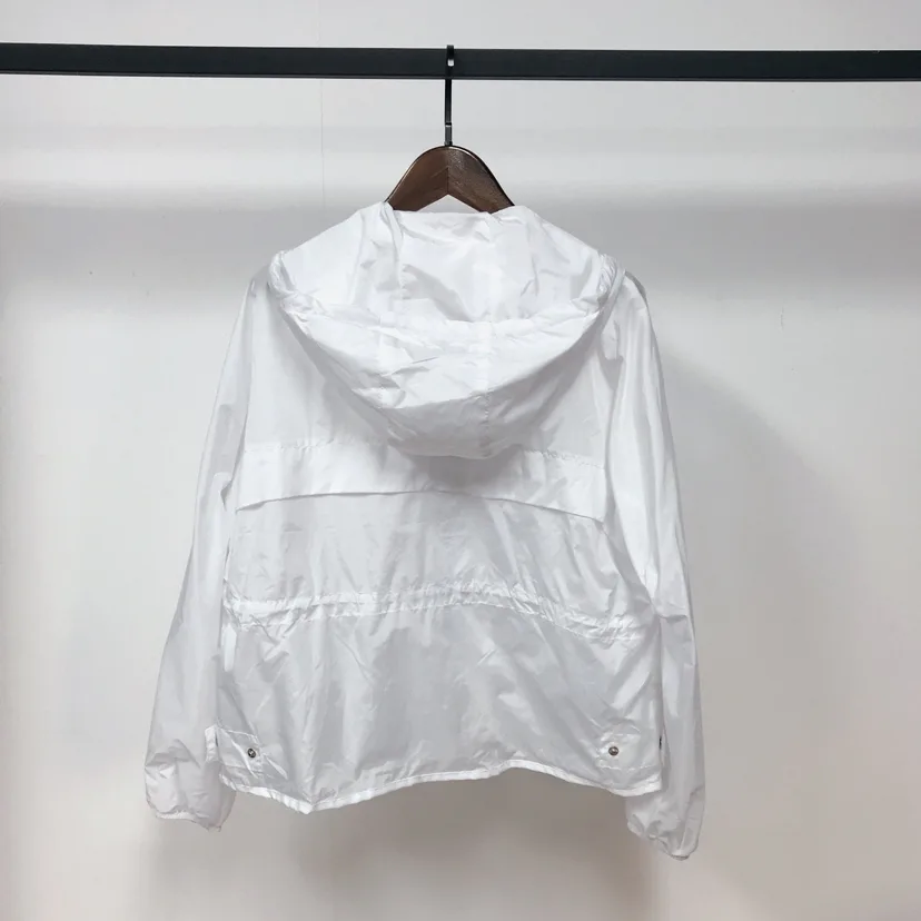 Куртки И Пуховики Женские Moncler 11577239