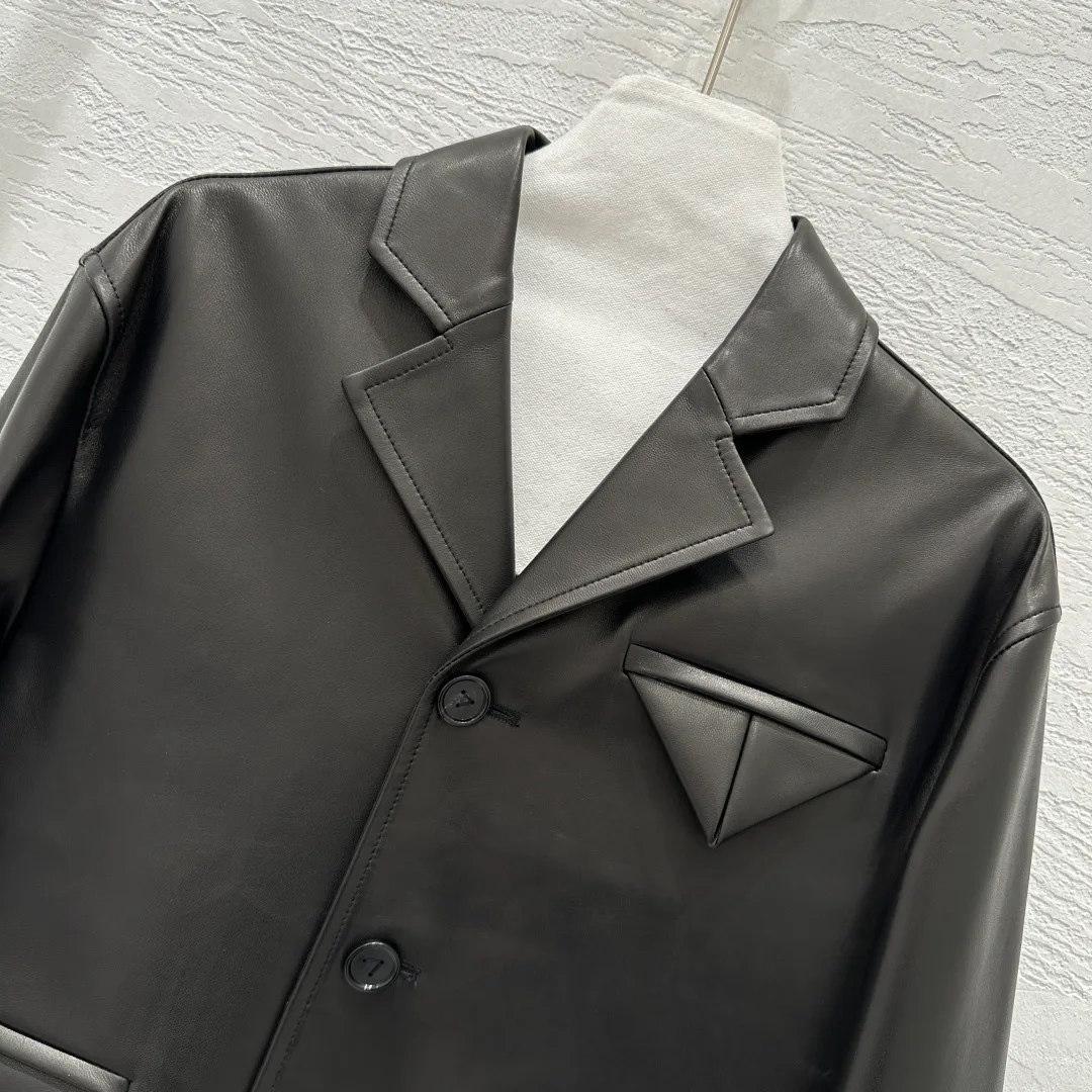 Кожаные Куртки И Дублёнки Женские Bottega Veneta 793833