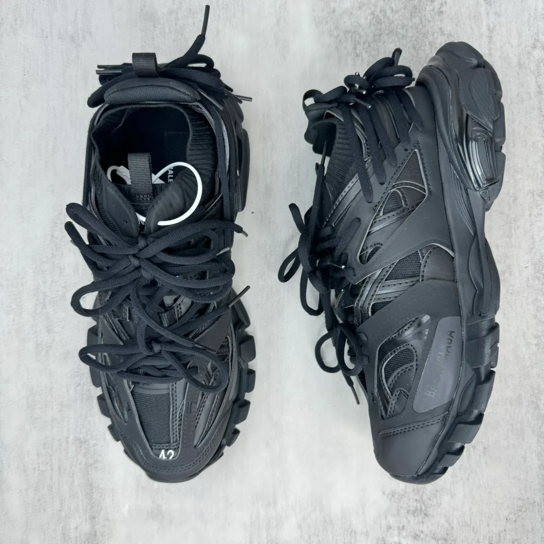 Кроссовки Женские Balenciaga 11705466