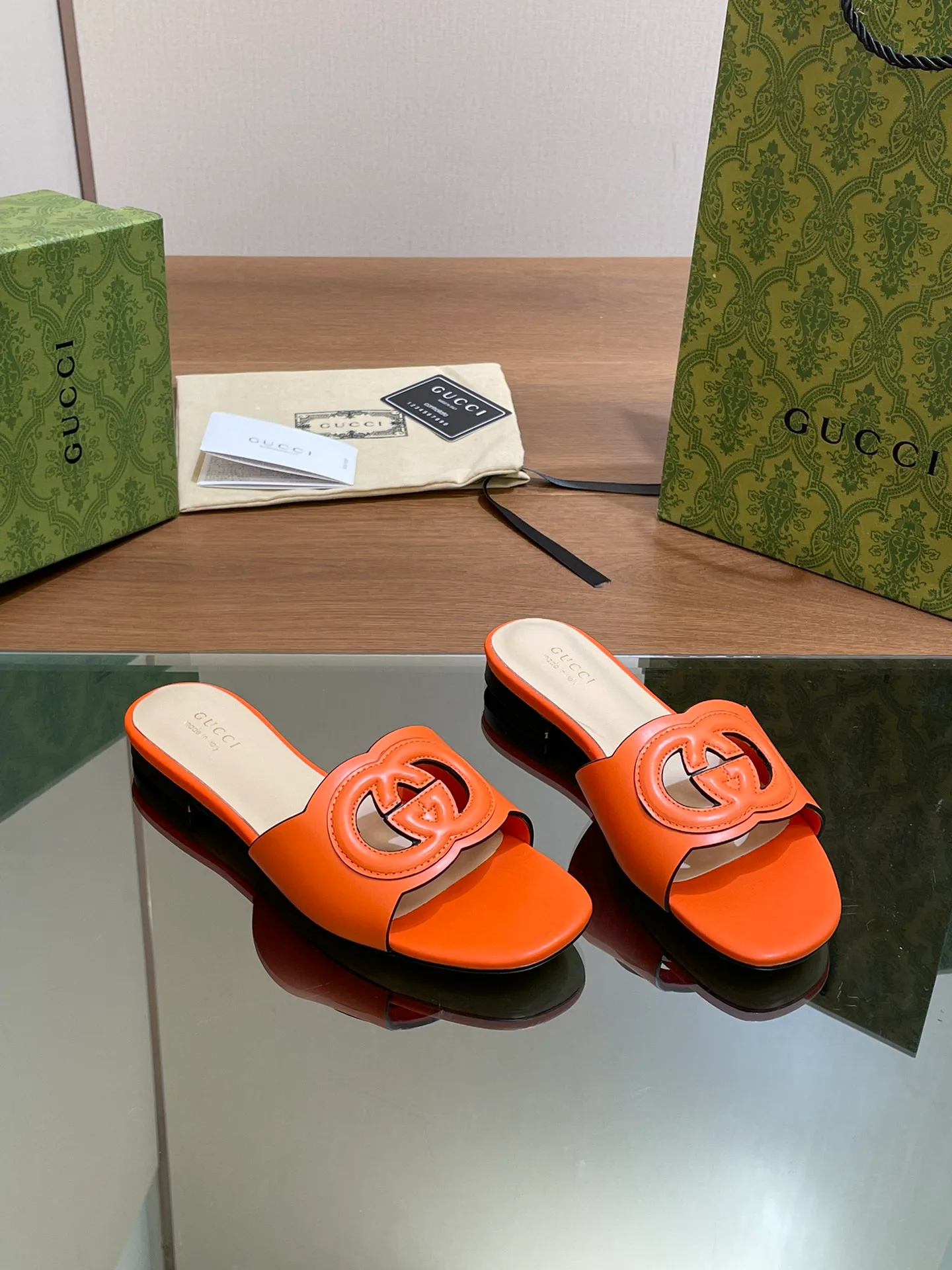 Шлепанцы Женские Gucci 11577